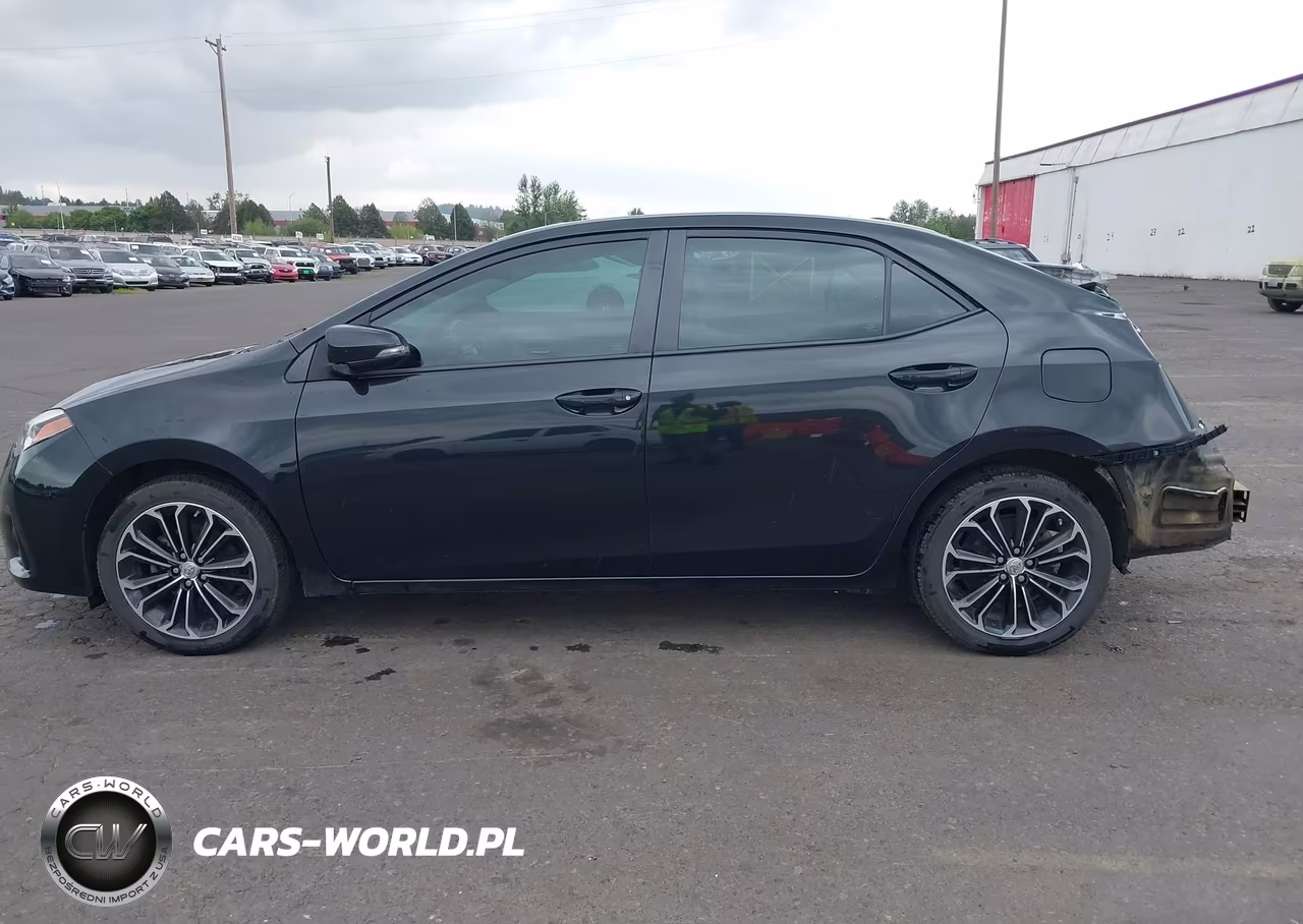 2015 Toyota Corolla S Plus VIN:5YFBURHE1FP363469 - 14