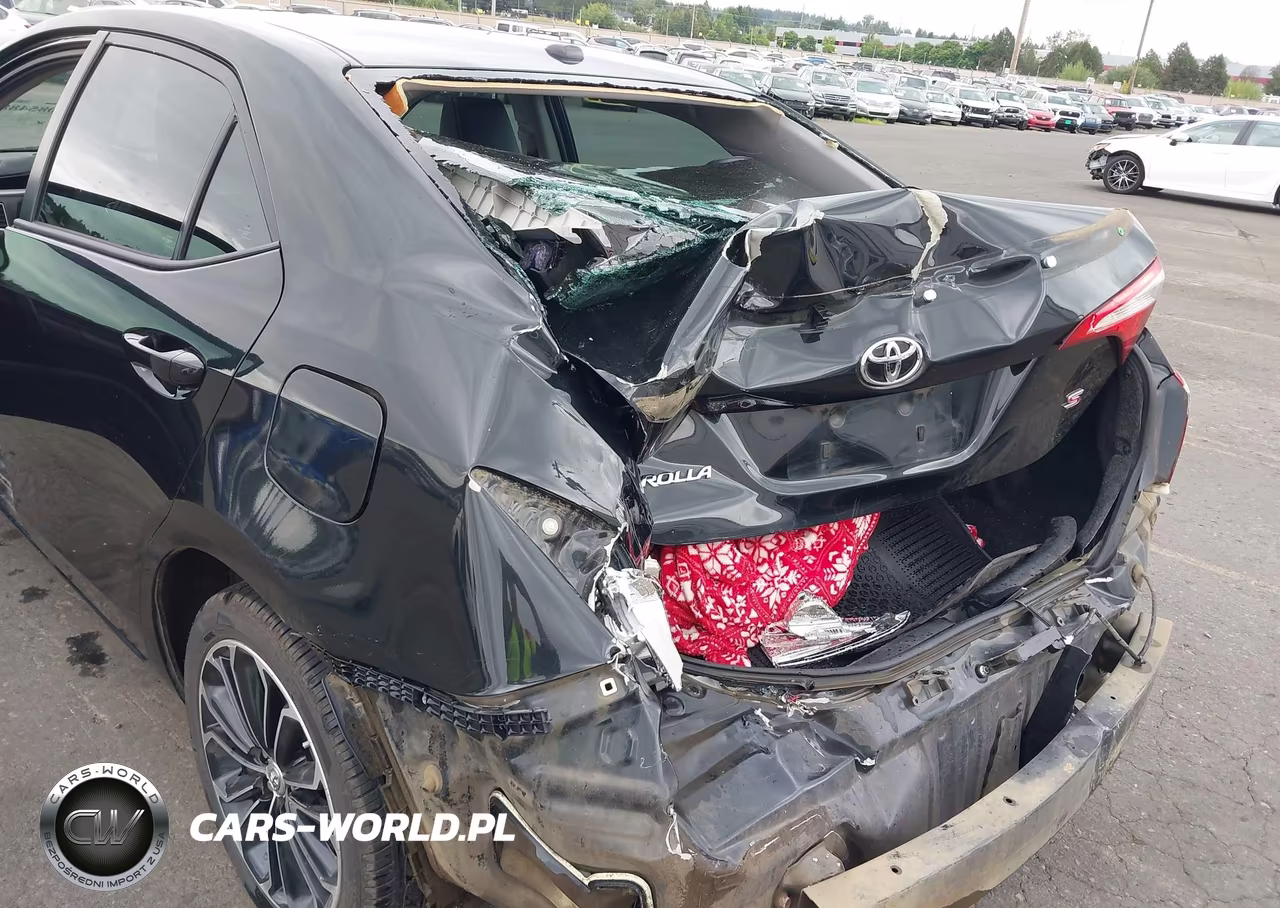 2015 Toyota Corolla S Plus VIN:5YFBURHE1FP363469 - 6
