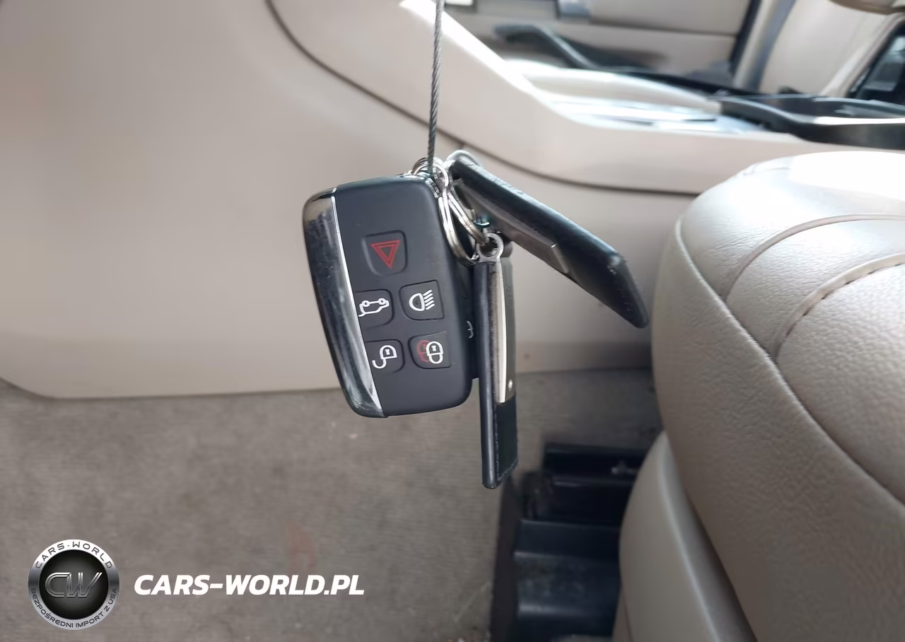 2015 Land Rover Lr4 VIN:SALAG2V61FA754402 - 11