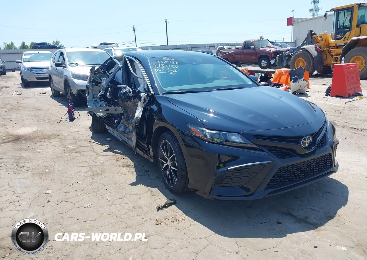 2024 Toyota Camry Se – zdjęcie 1 z 16