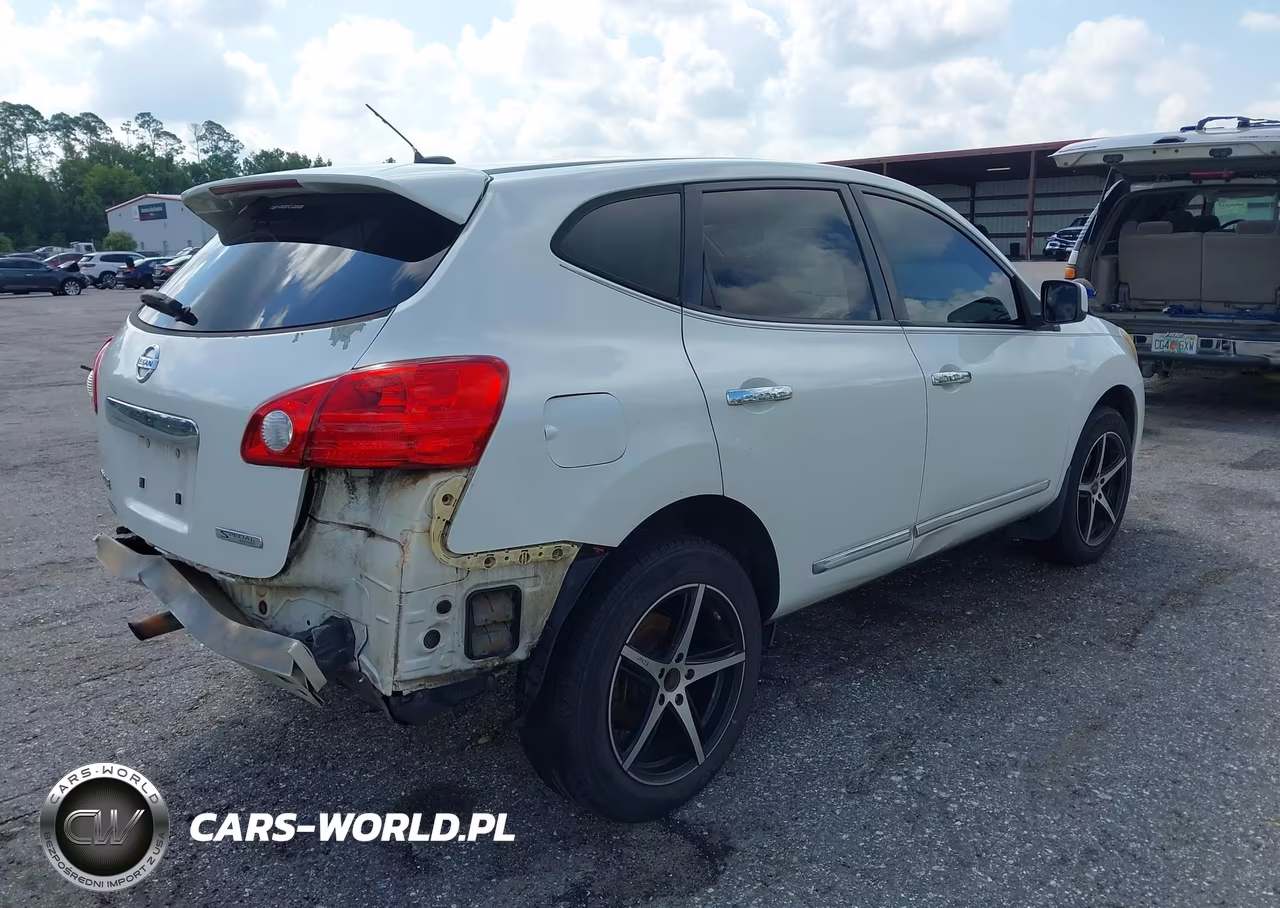 2013 Nissan Rogue S VIN:JN8AS5MT0DW017274 - 4