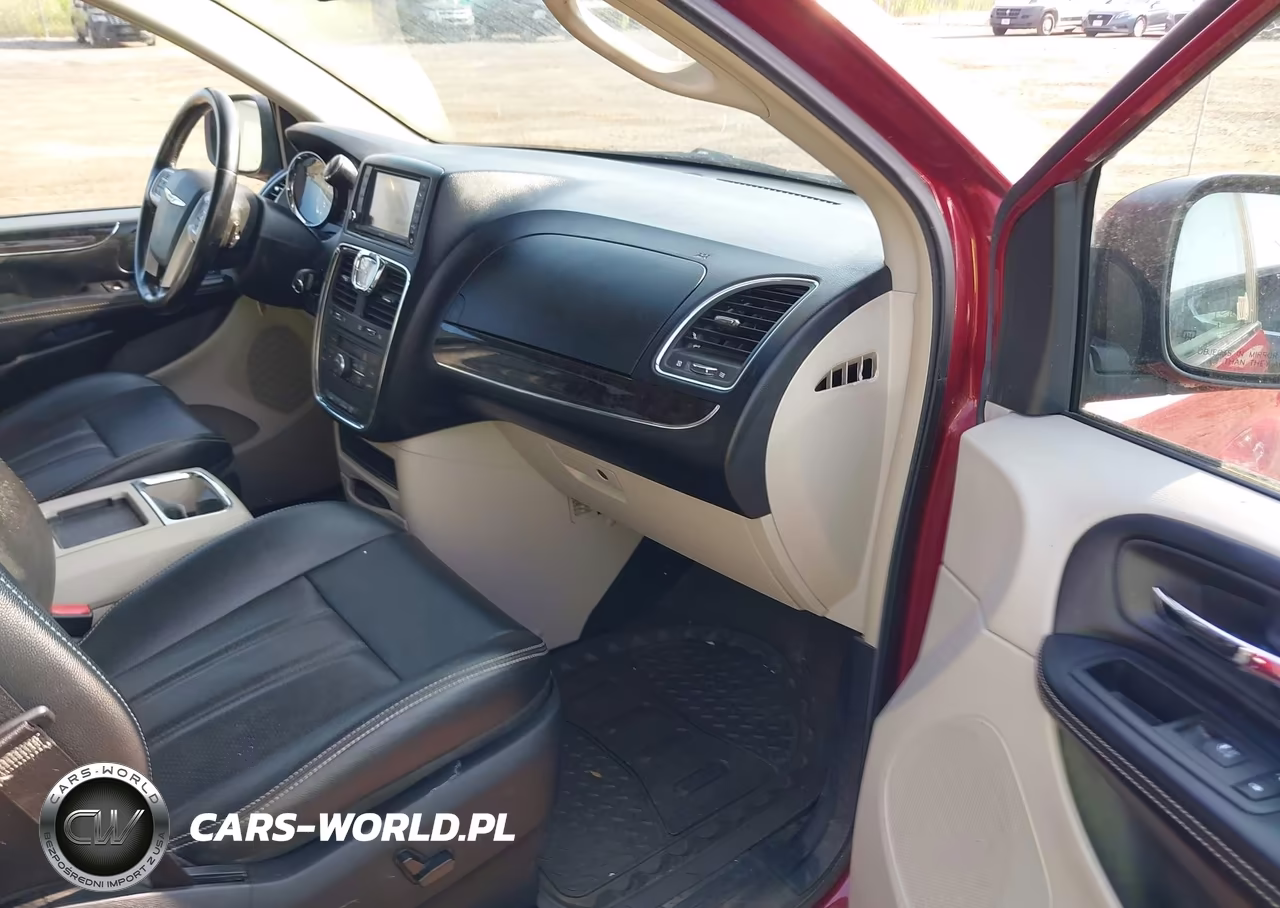 2012 Chrysler Town & Country Touring VIN:2C4RC1BG5CR186174 - 5