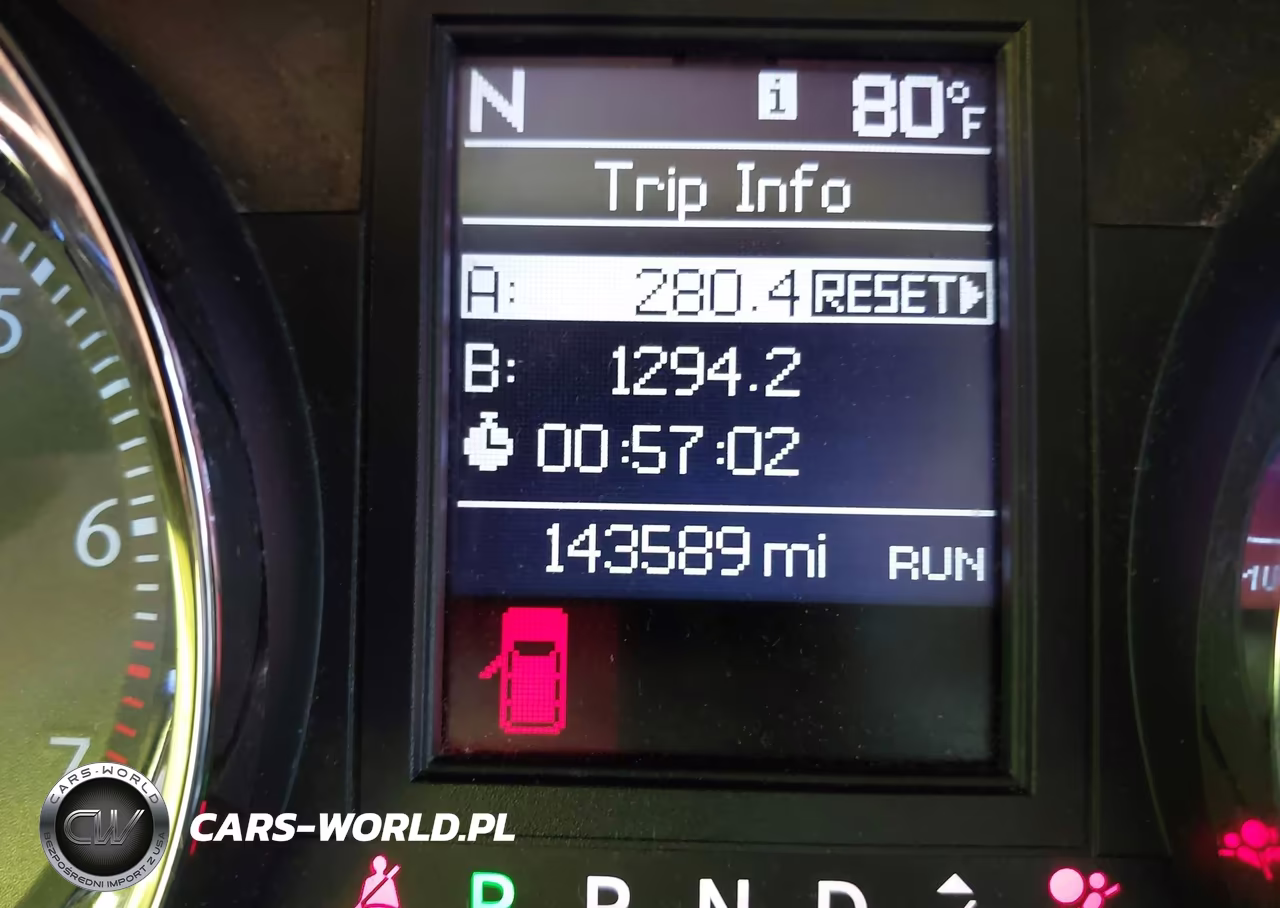 2012 Chrysler Town & Country Touring VIN:2C4RC1BG5CR186174 - 7