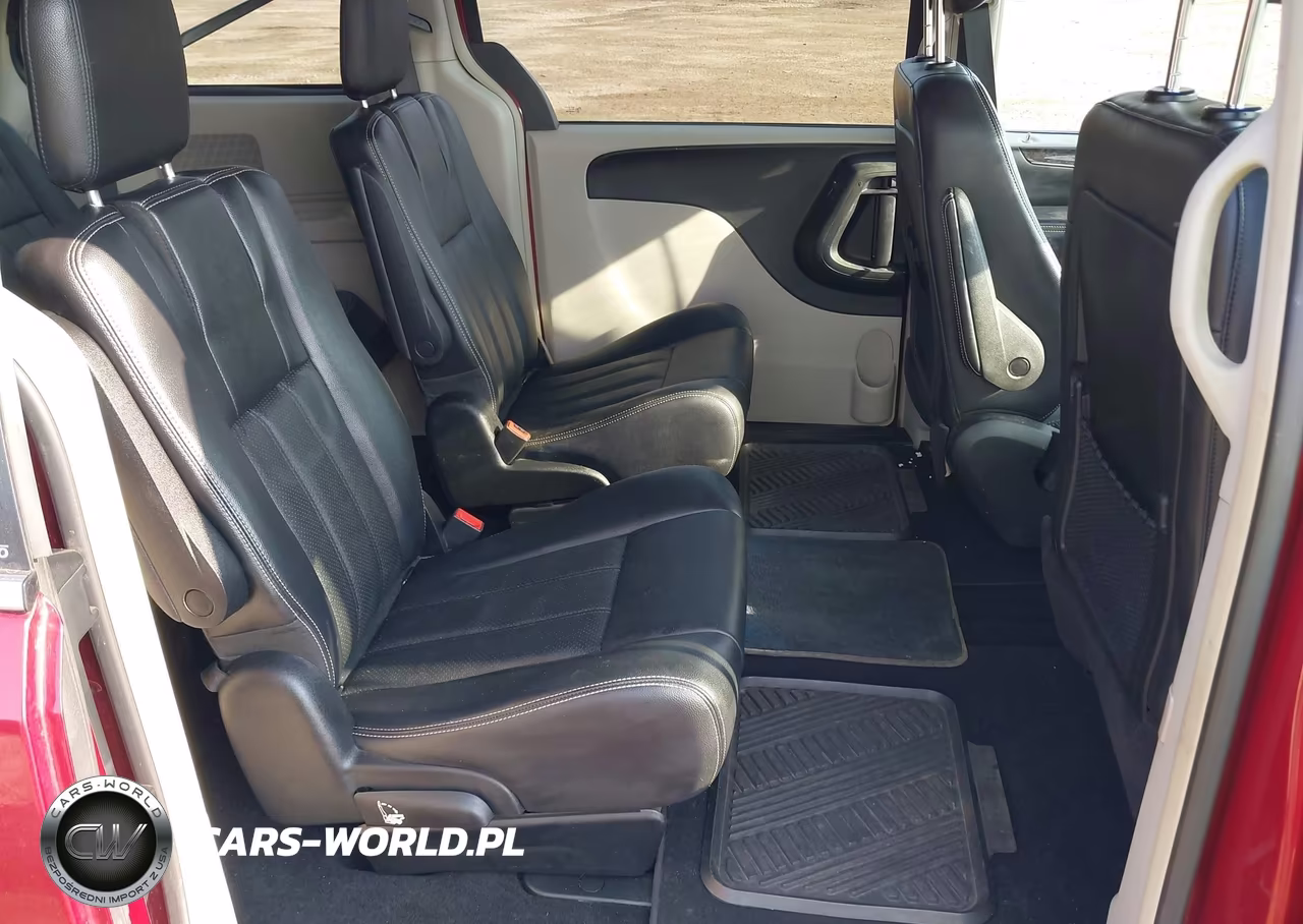 2012 Chrysler Town & Country Touring VIN:2C4RC1BG5CR186174 - 8