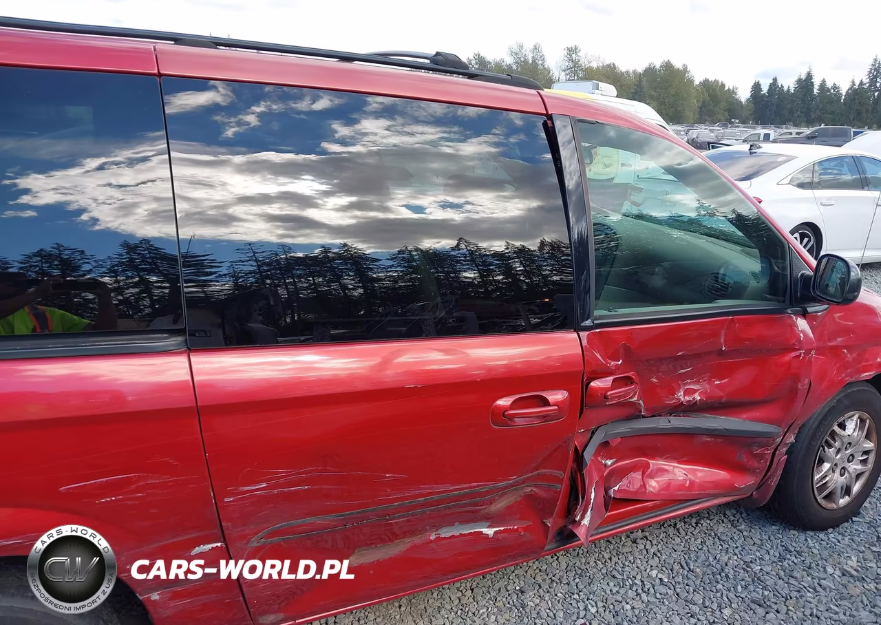 2003 Dodge Grand Caravan El VIN:2D4GP343X3R161100 - 13