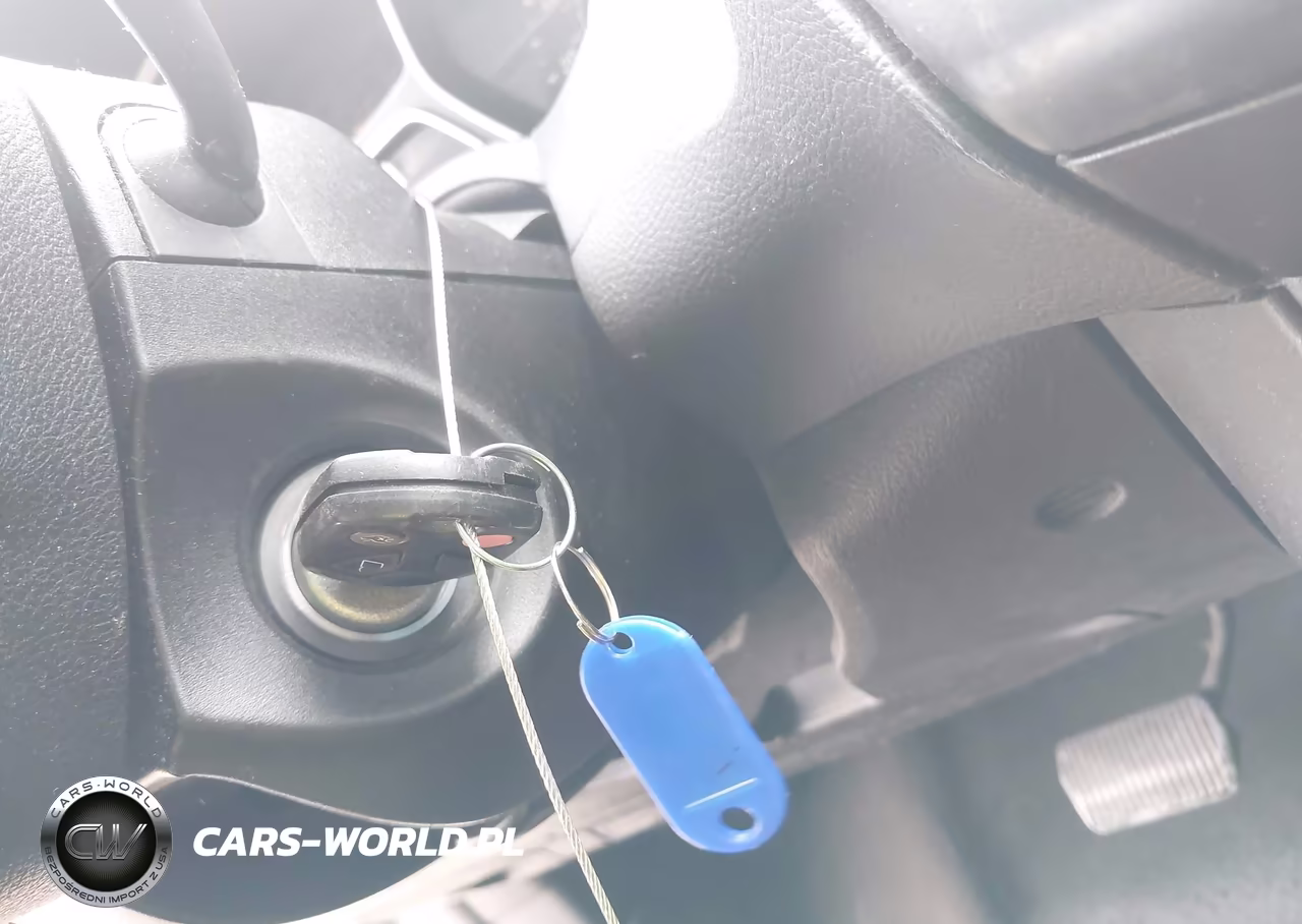 2016 Ford Focus S VIN:1FADP3E2XGL267007 - 11