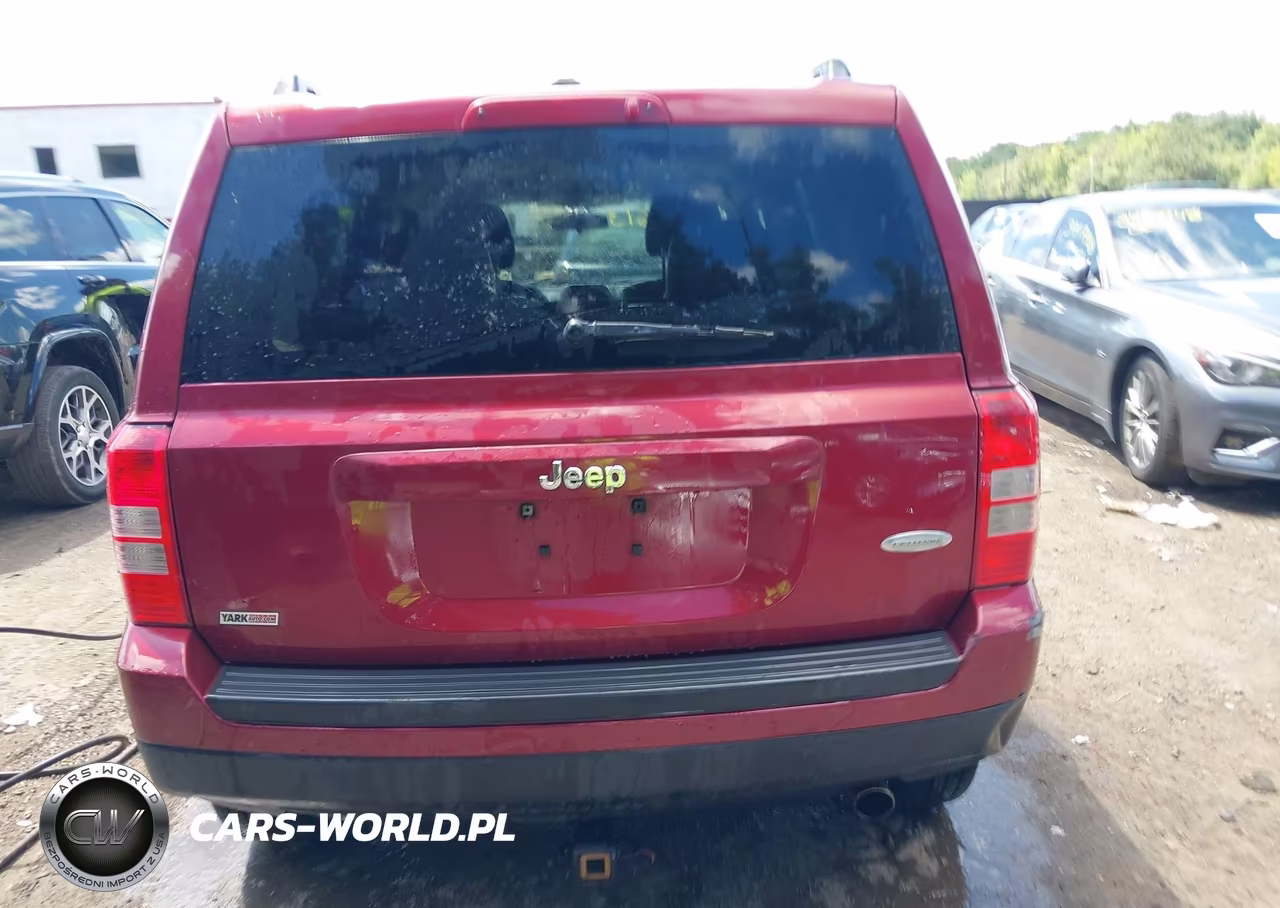 2011 Jeep Patriot Latitude VIN:1J4NT4GB0BD175317 - 16