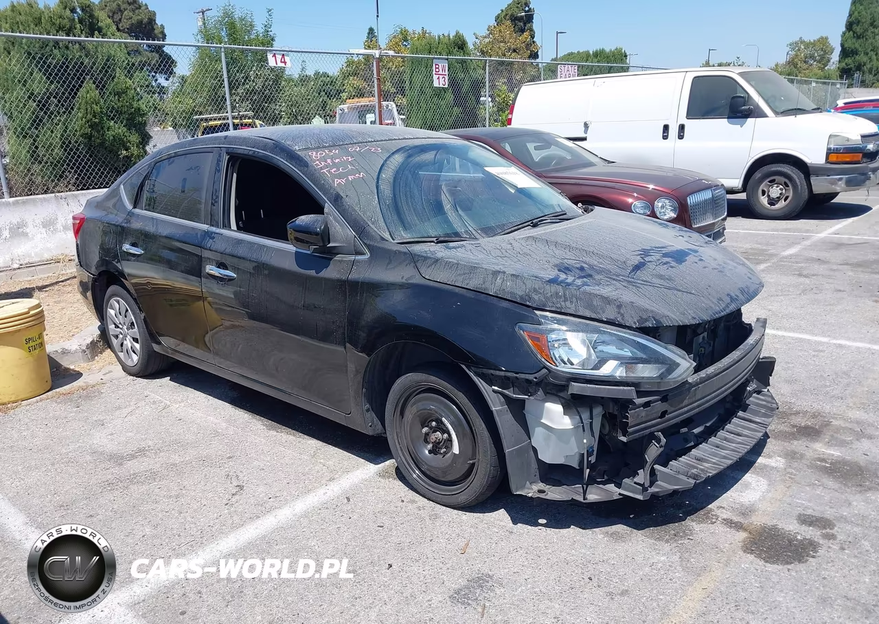 2018 Nissan Sentra S – zdjęcie 1 z 12