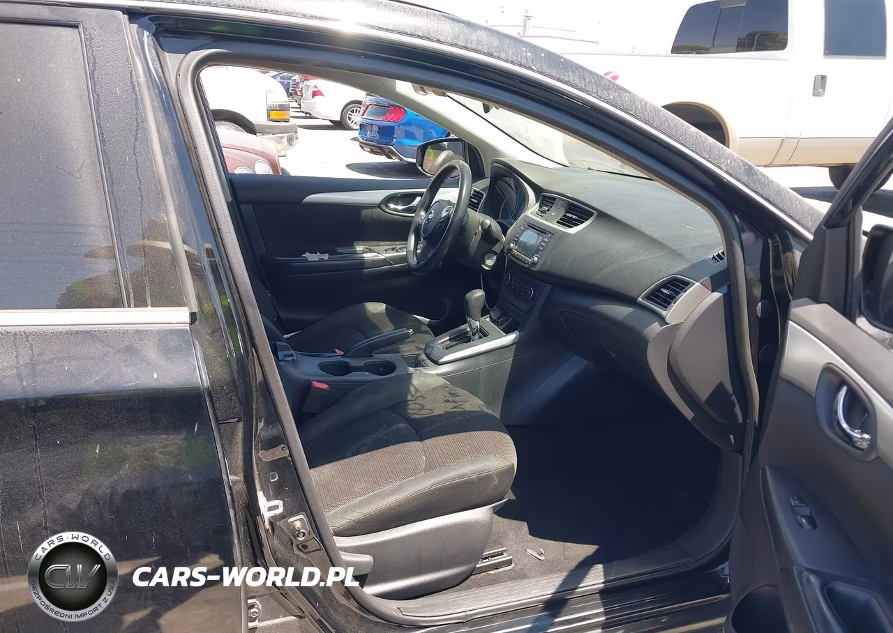 2018 Nissan Sentra S VIN:3N1AB7APXJY247006 - 5