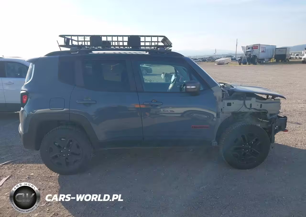 2018 Jeep Renegade Trailhawk 4X4 VIN:ZACCJBCBXJPH41934 - 14