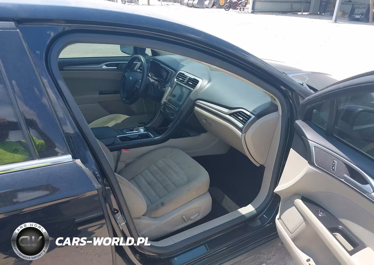 2017 Ford Fusion Se VIN:3FA6P0H77HR410786 - 5