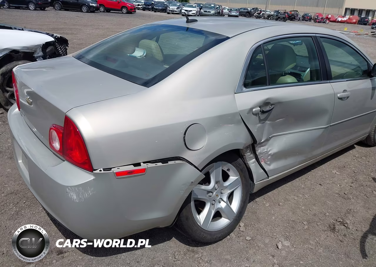 2011 Chevrolet Malibu Ls VIN:1G1ZB5E14BF345198 - 6