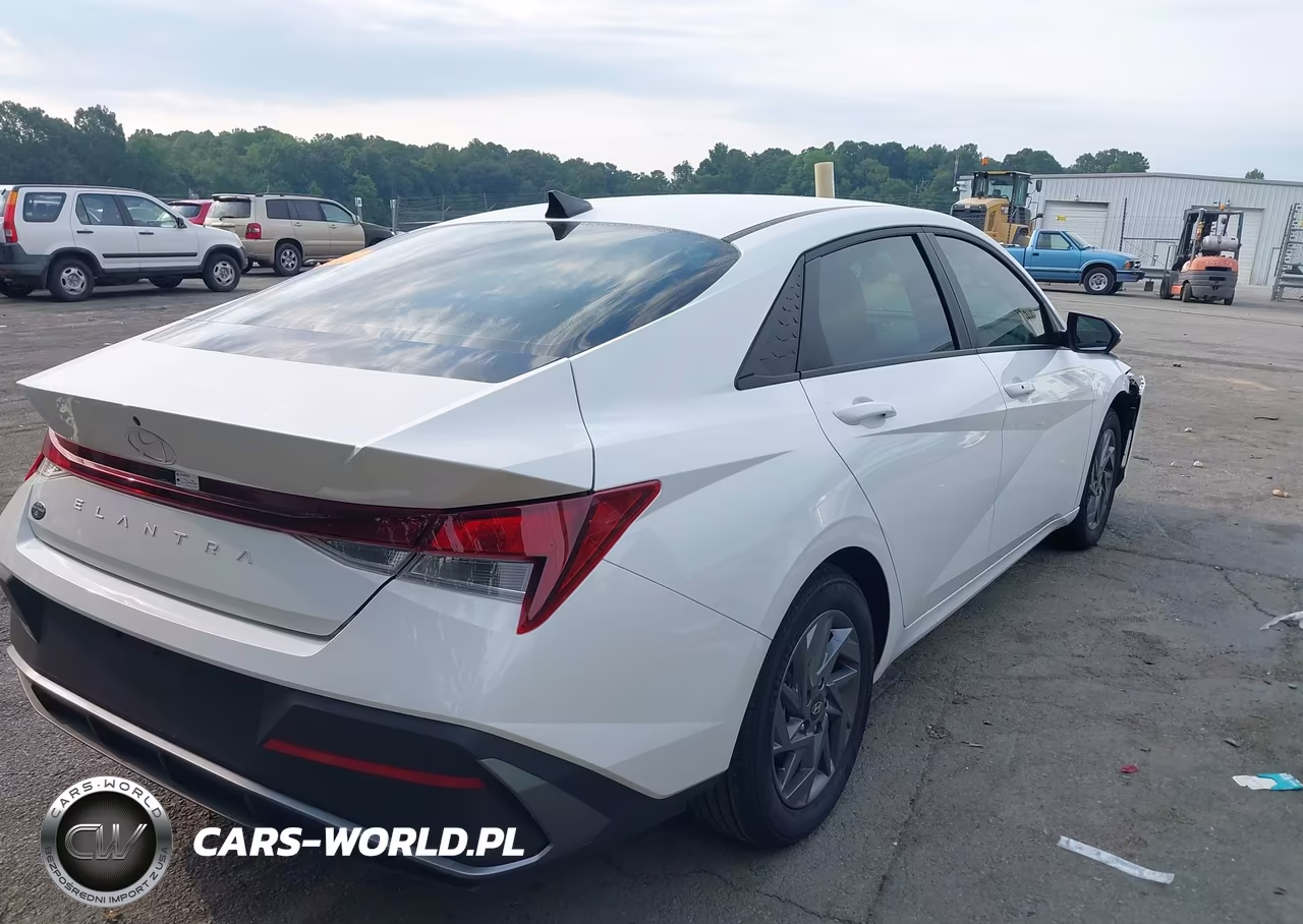 2024 Hyundai Elantra Sel VIN:KMHLM4DG7RU712622 - 4