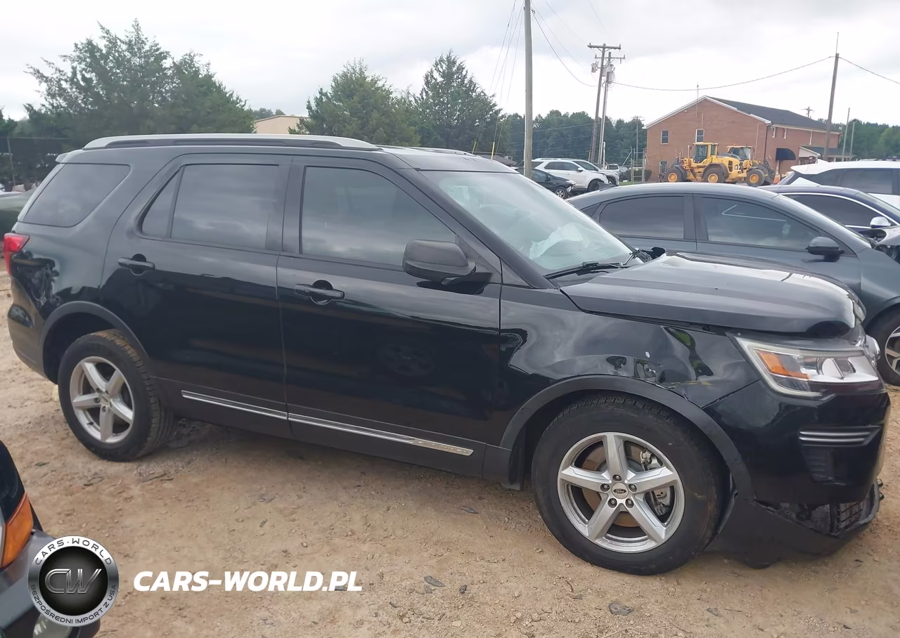 2018 Ford Explorer Xlt VIN:1FM5K7D82JGB56957 - 13