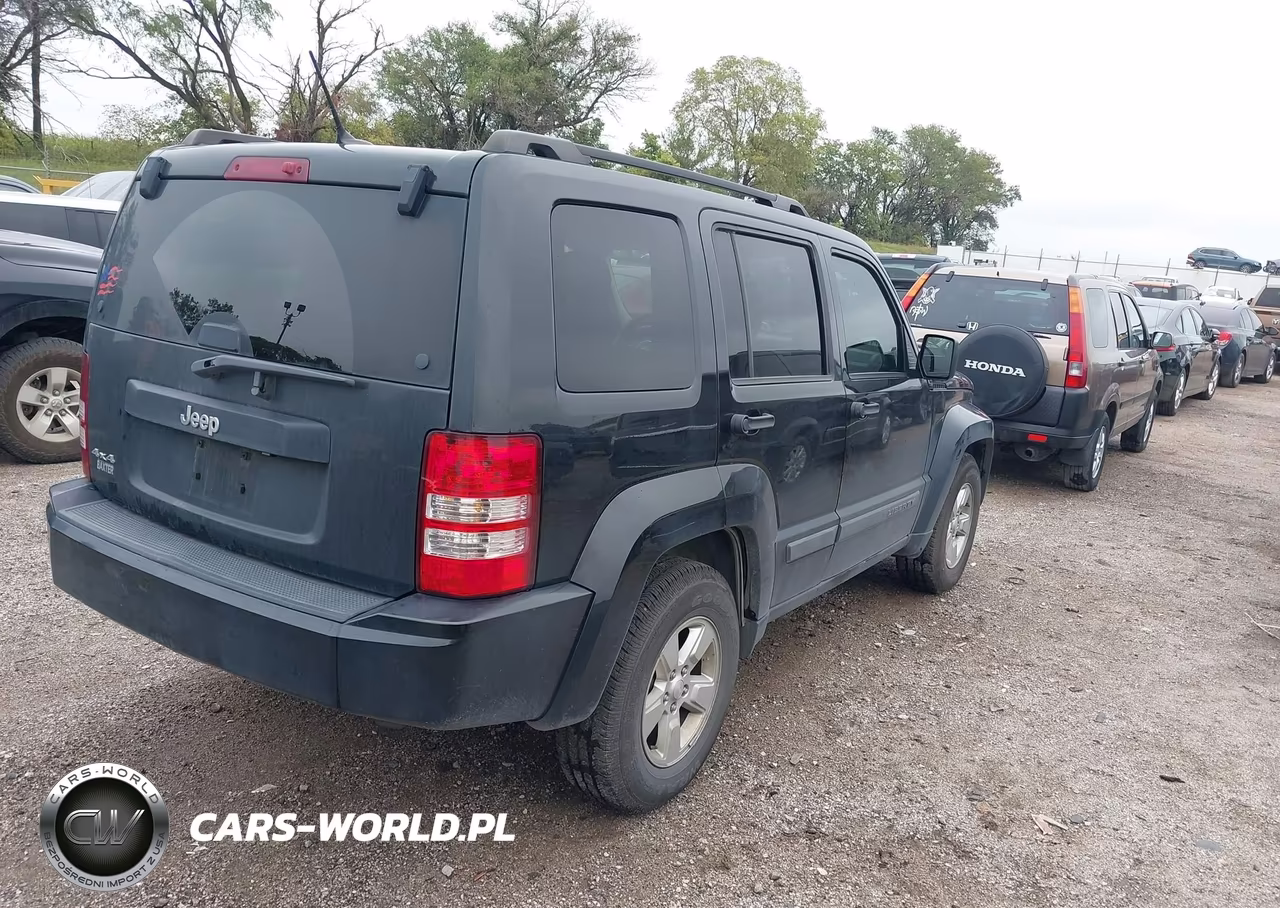 2012 Jeep Liberty Sport VIN:1C4PJMAK0CW141221 - 4