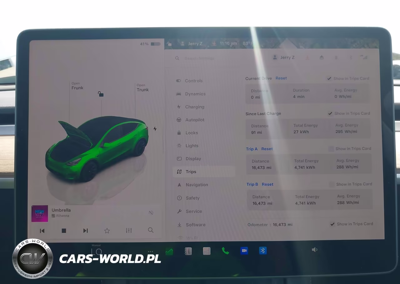 2023 Tesla Model Y VIN:7SAYGDEE9PA180732 - 7