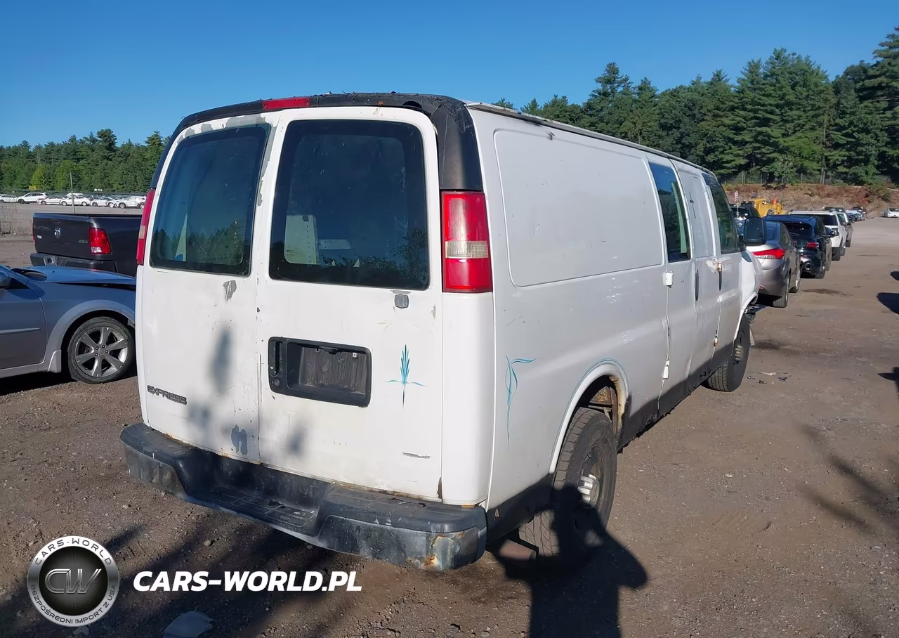 2007 Chevrolet Express Work Van VIN:1GCGG29V371170667 - 4