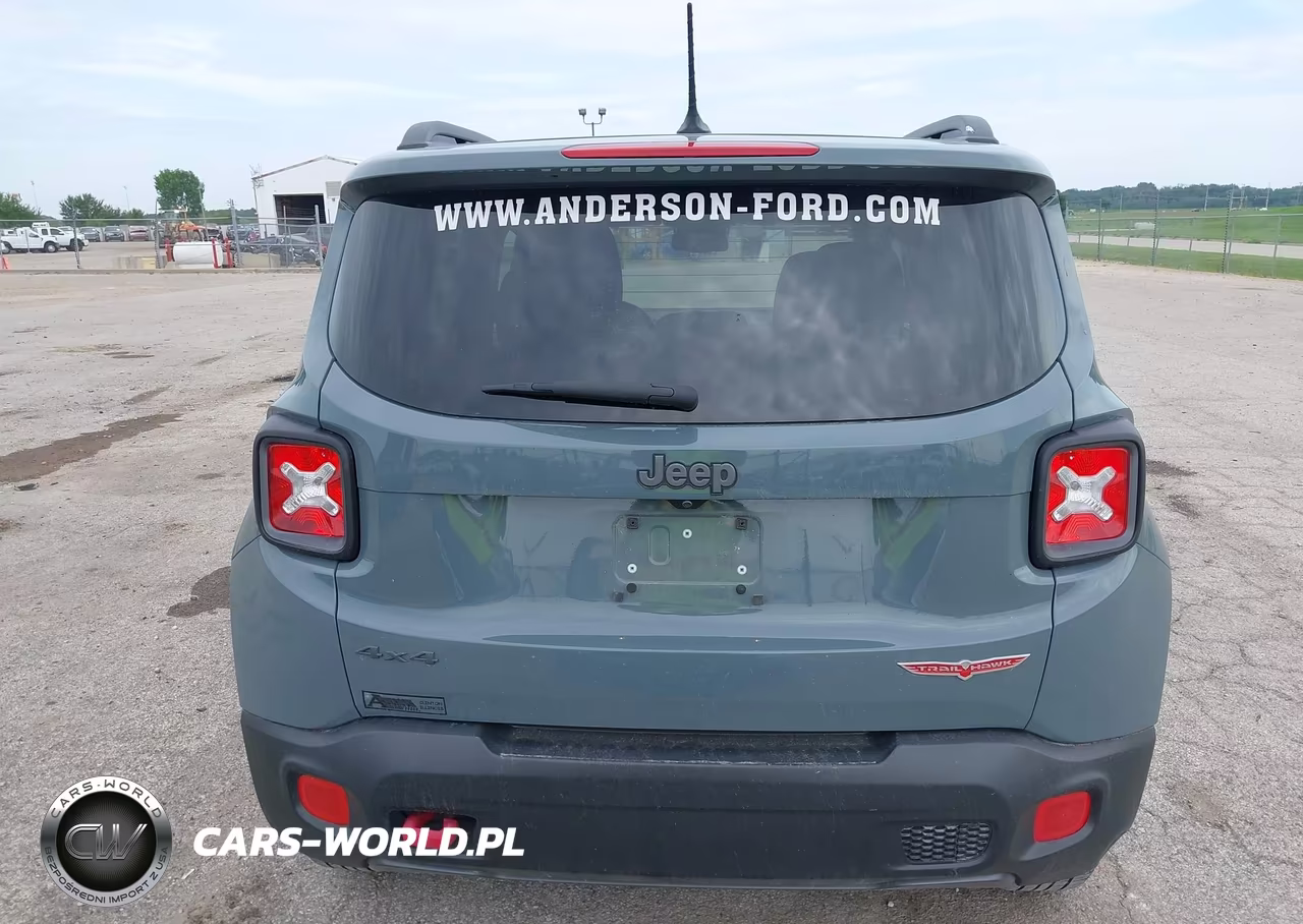 2016 Jeep Renegade Trailhawk VIN:ZACCJBCT9GPD14830 - 16