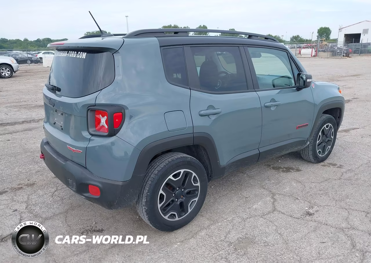 2016 Jeep Renegade Trailhawk VIN:ZACCJBCT9GPD14830 - 4