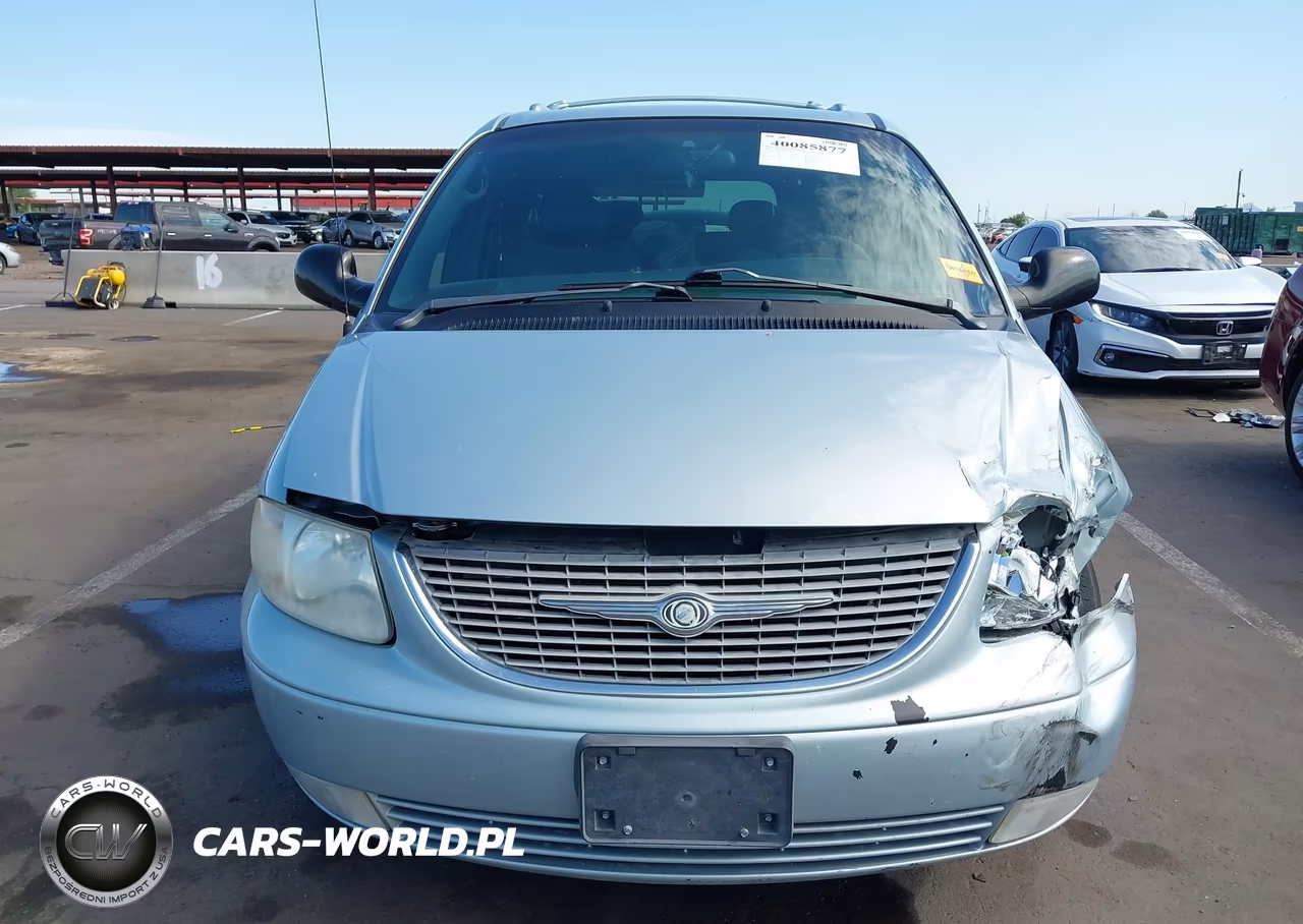2002 Chrysler Town & Country Limited VIN:2C8GP64L32R613075 - 12