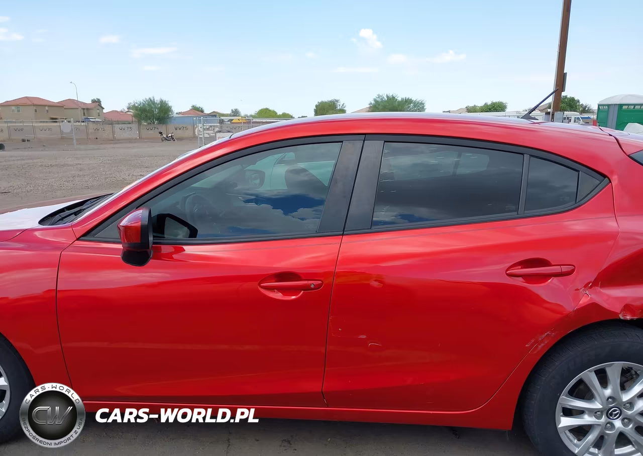 2018 Mazda Mazda3 Sport VIN:3MZBN1K75JM263204 - 14