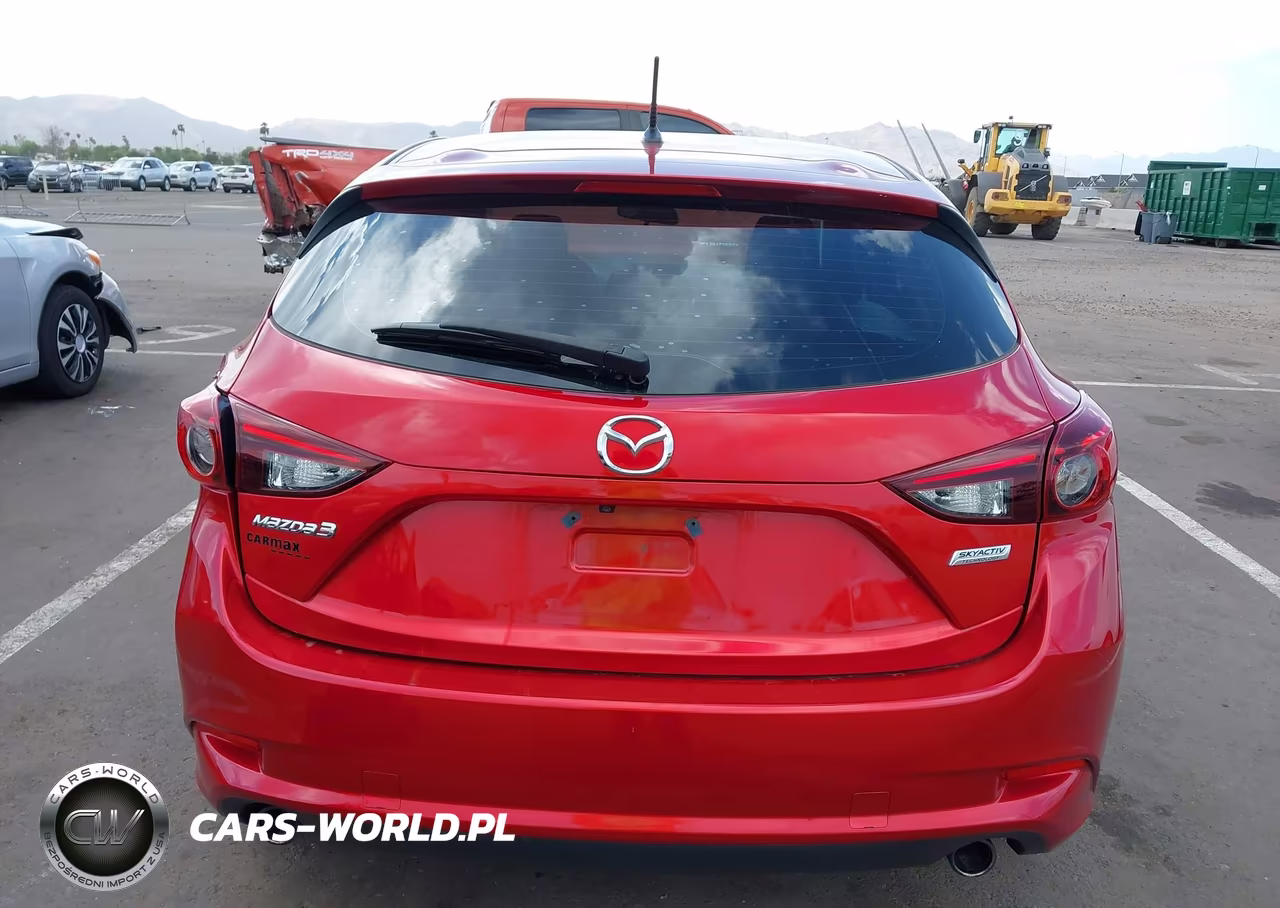 2018 Mazda Mazda3 Sport VIN:3MZBN1K75JM263204 - 16