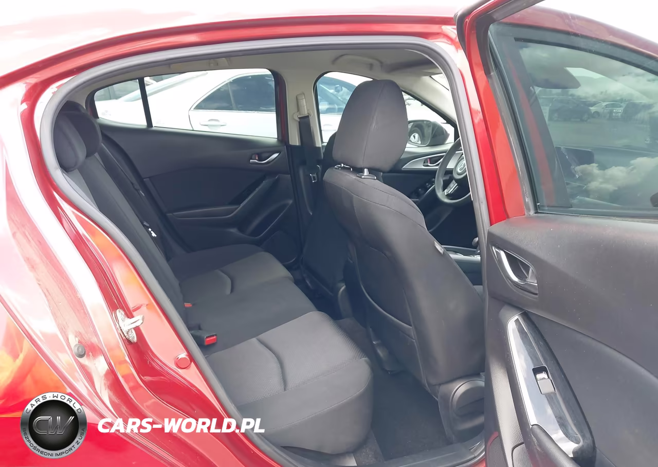 2018 Mazda Mazda3 Sport VIN:3MZBN1K75JM263204 - 8
