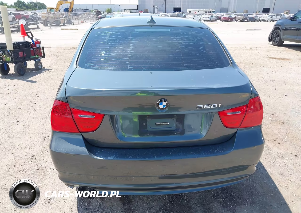 2010 BMW 328I VIN:WBAPH7C51AA175955 - 16
