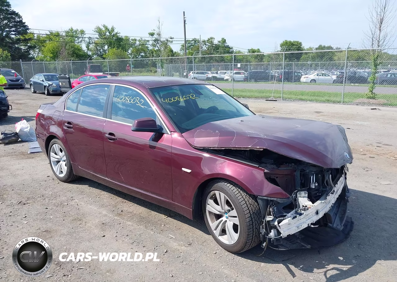 2010 BMW 528I