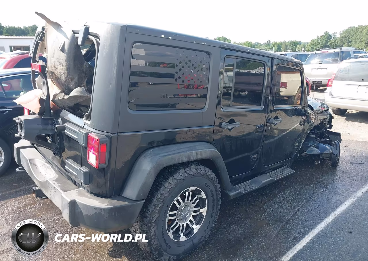 2012 Jeep Wrangler Unlimited Sport VIN:1C4BJWDG0CL184830 - 4