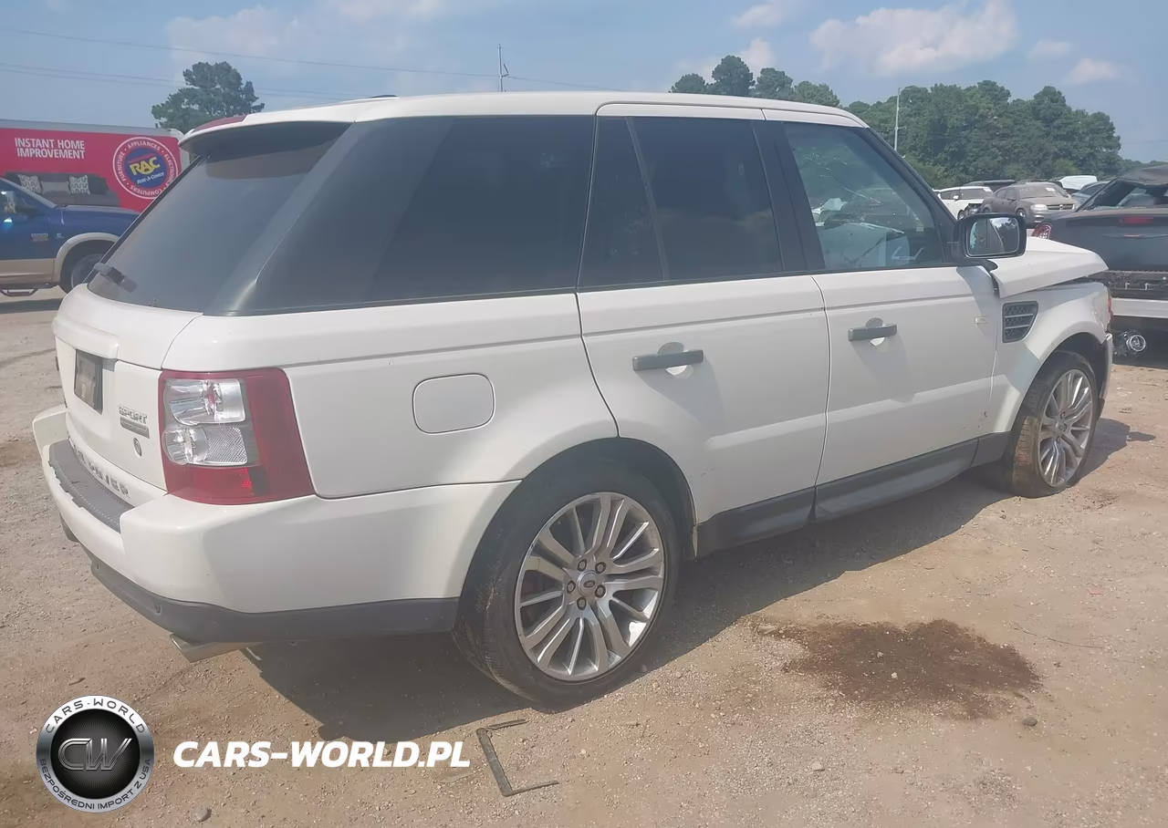 2009 Land Rover Range Rover Sport Supercharged VIN:SALSH23409A203725 - 4