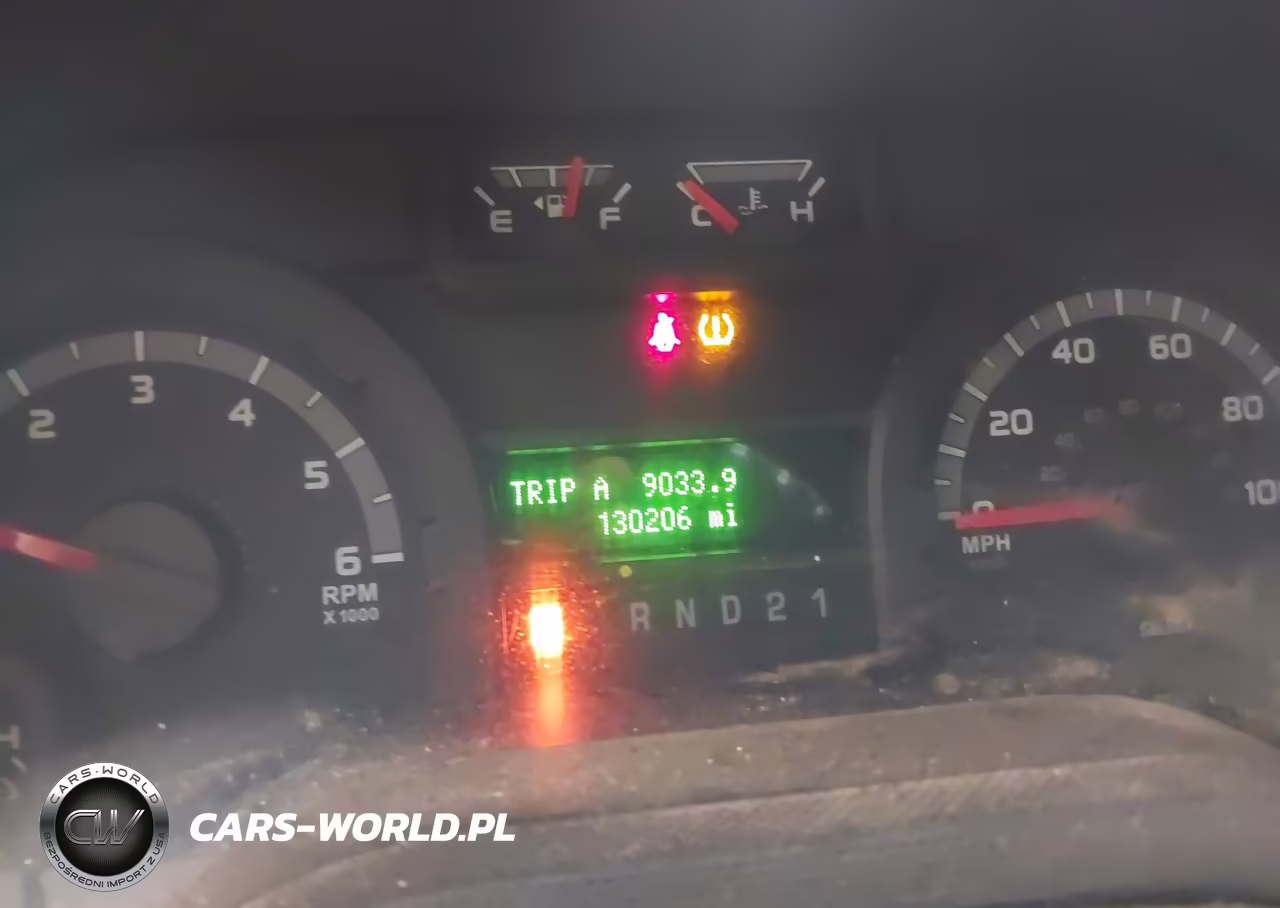 2011 Ford E-350 Super Duty Xl VIN:1FBSS3BL8BDA09377 - 7