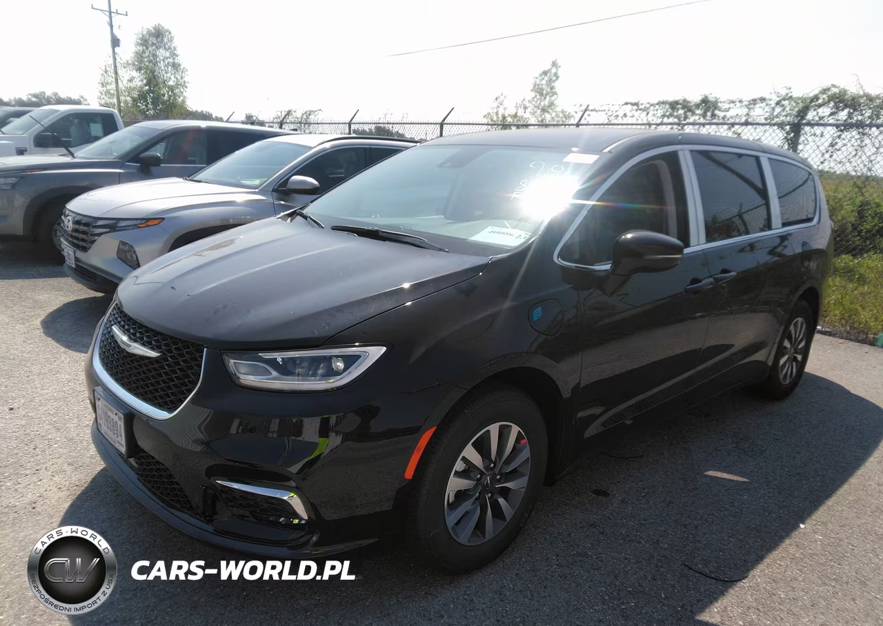 2024 Chrysler Pacifica Hybrid Select VIN:2C4RC1S73RR198672 - 2