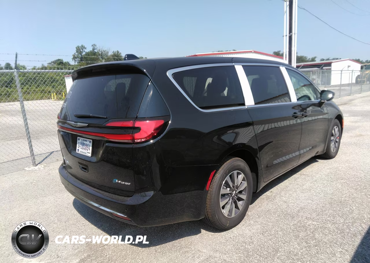 2024 Chrysler Pacifica Hybrid Select VIN:2C4RC1S73RR198672 - 4