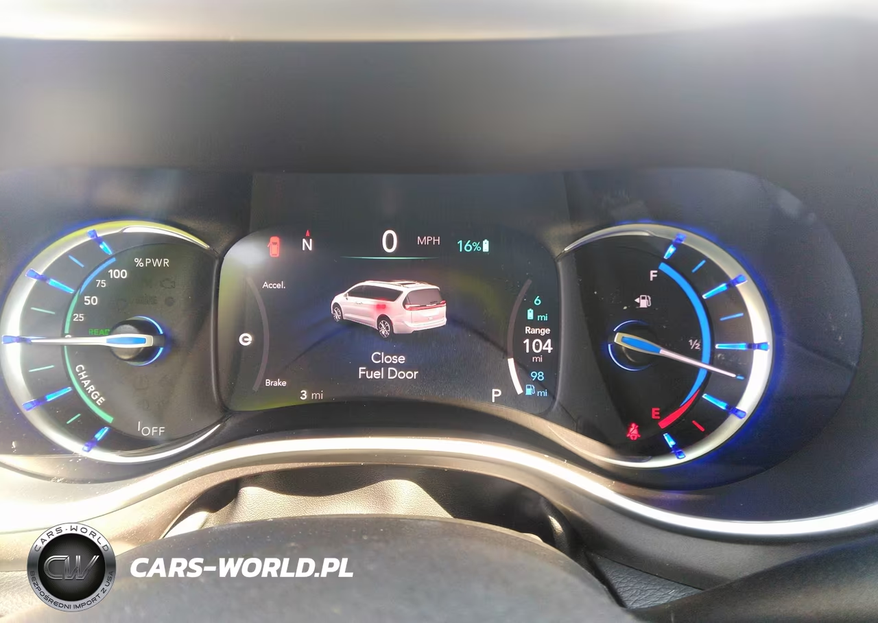 2024 Chrysler Pacifica Hybrid Select VIN:2C4RC1S73RR198672 - 6