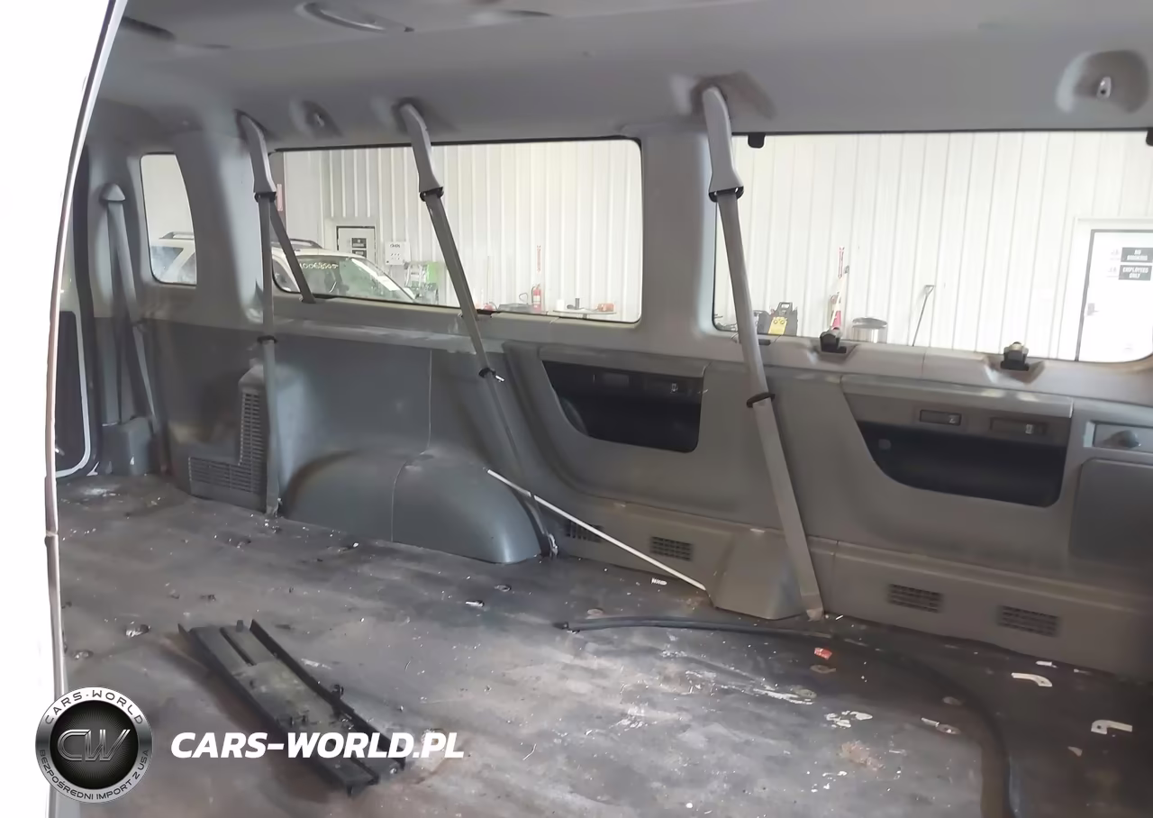 2012 Ford E-350 Super Duty Xl VIN:1FBSS3BL0CDA26076 - 8