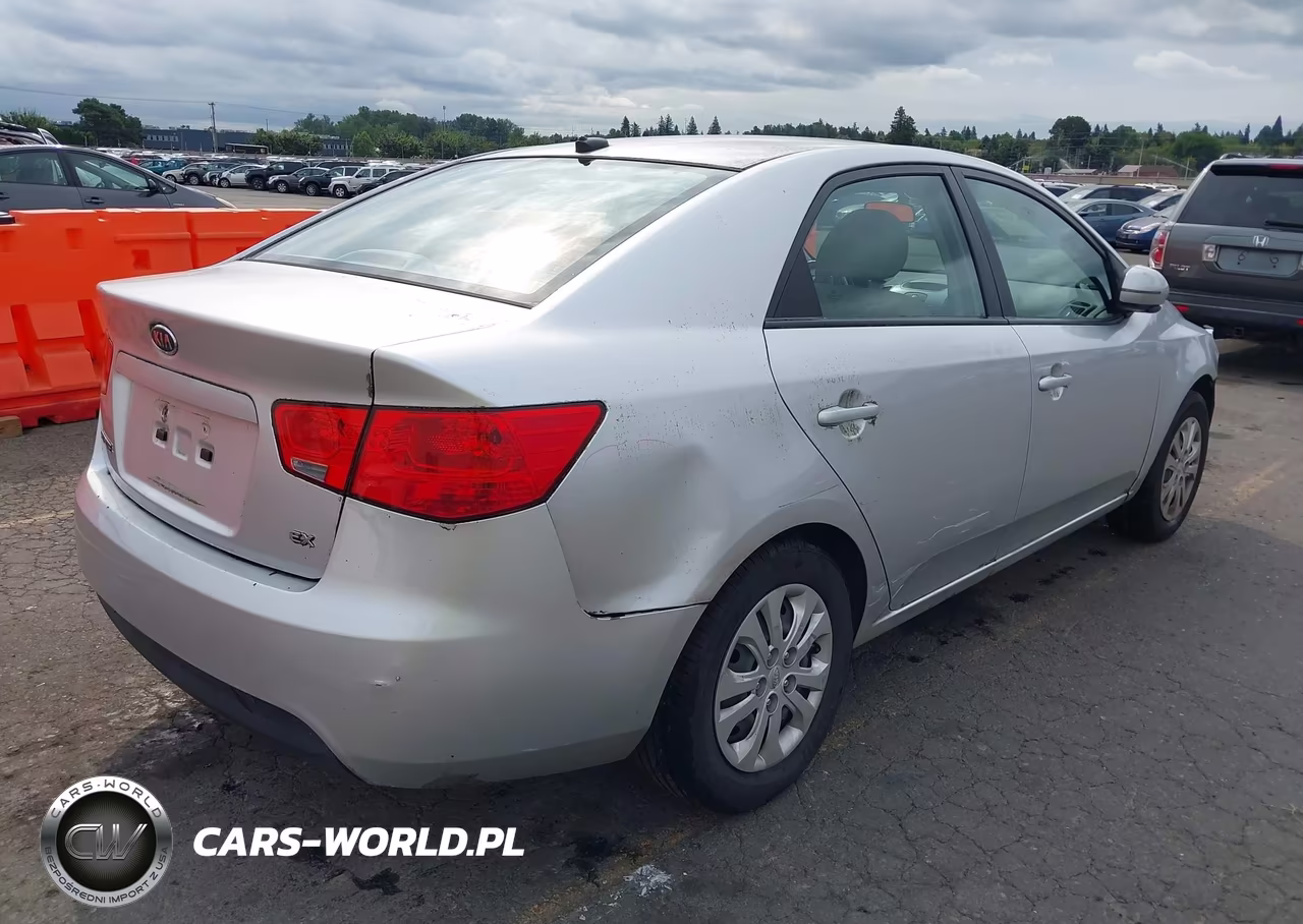 2013 Kia Forte Ex VIN:KNAFU4A2XD5739310 - 4