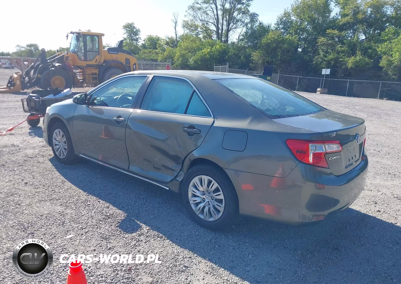 2012 Toyota Camry Le VIN:4T1BF1FK2CU507075 - 3