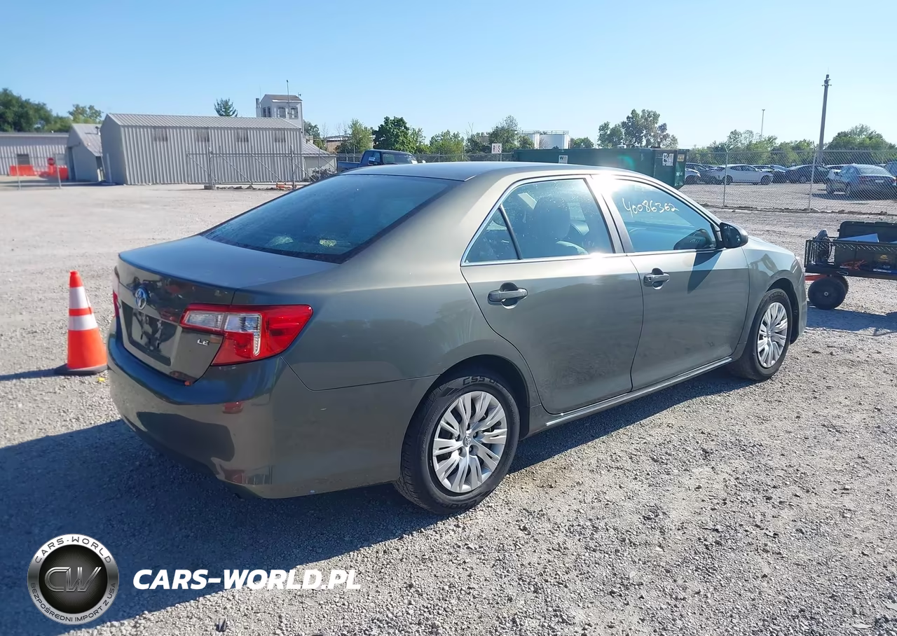 2012 Toyota Camry Le VIN:4T1BF1FK2CU507075 - 4