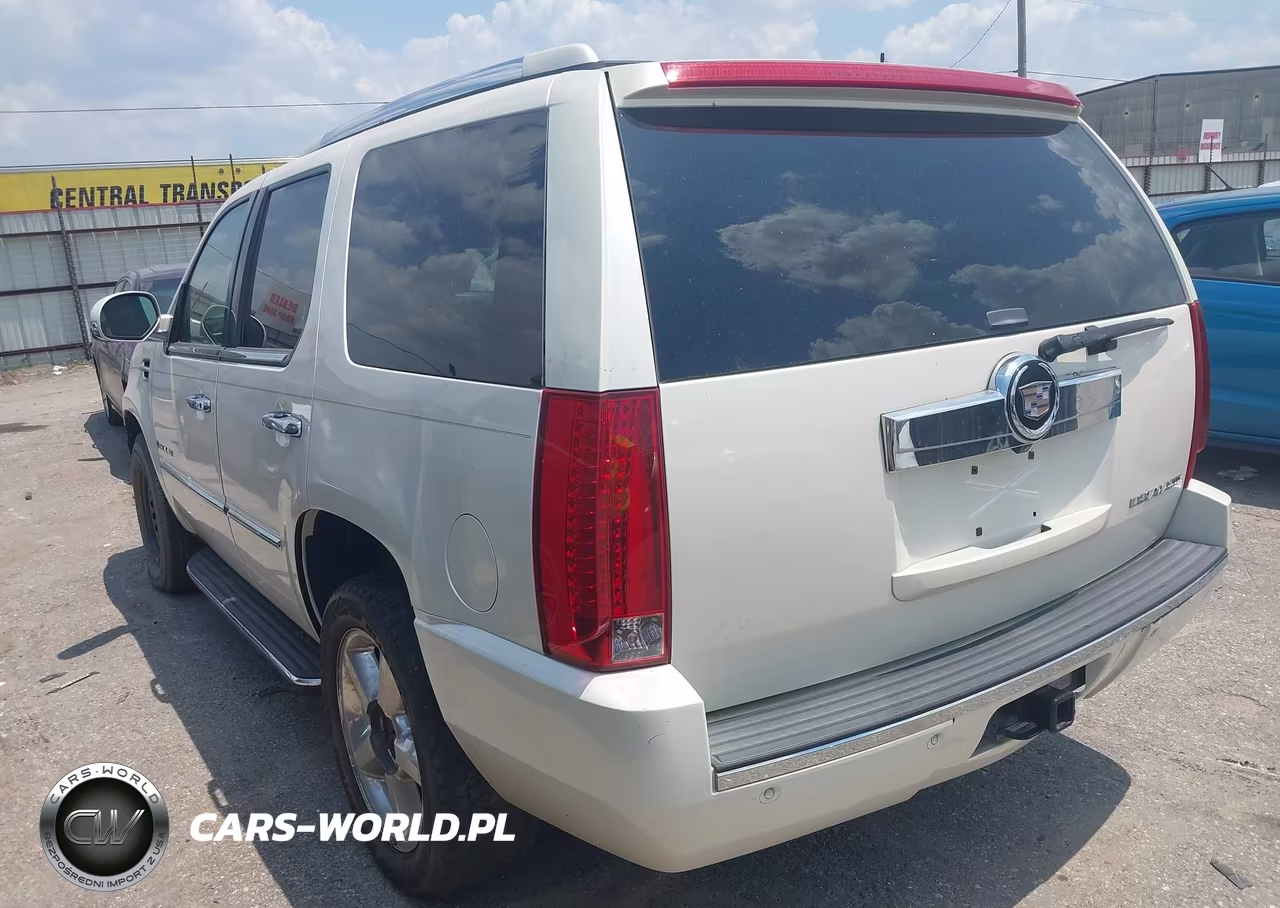 2008 Cadillac Escalade Standard VIN:1GYFK63888R245445 - 3
