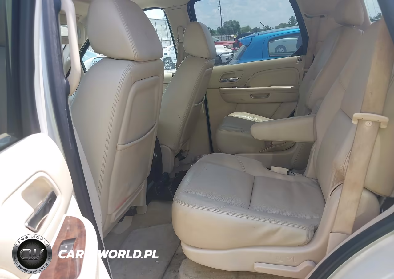 2008 Cadillac Escalade Standard VIN:1GYFK63888R245445 - 8