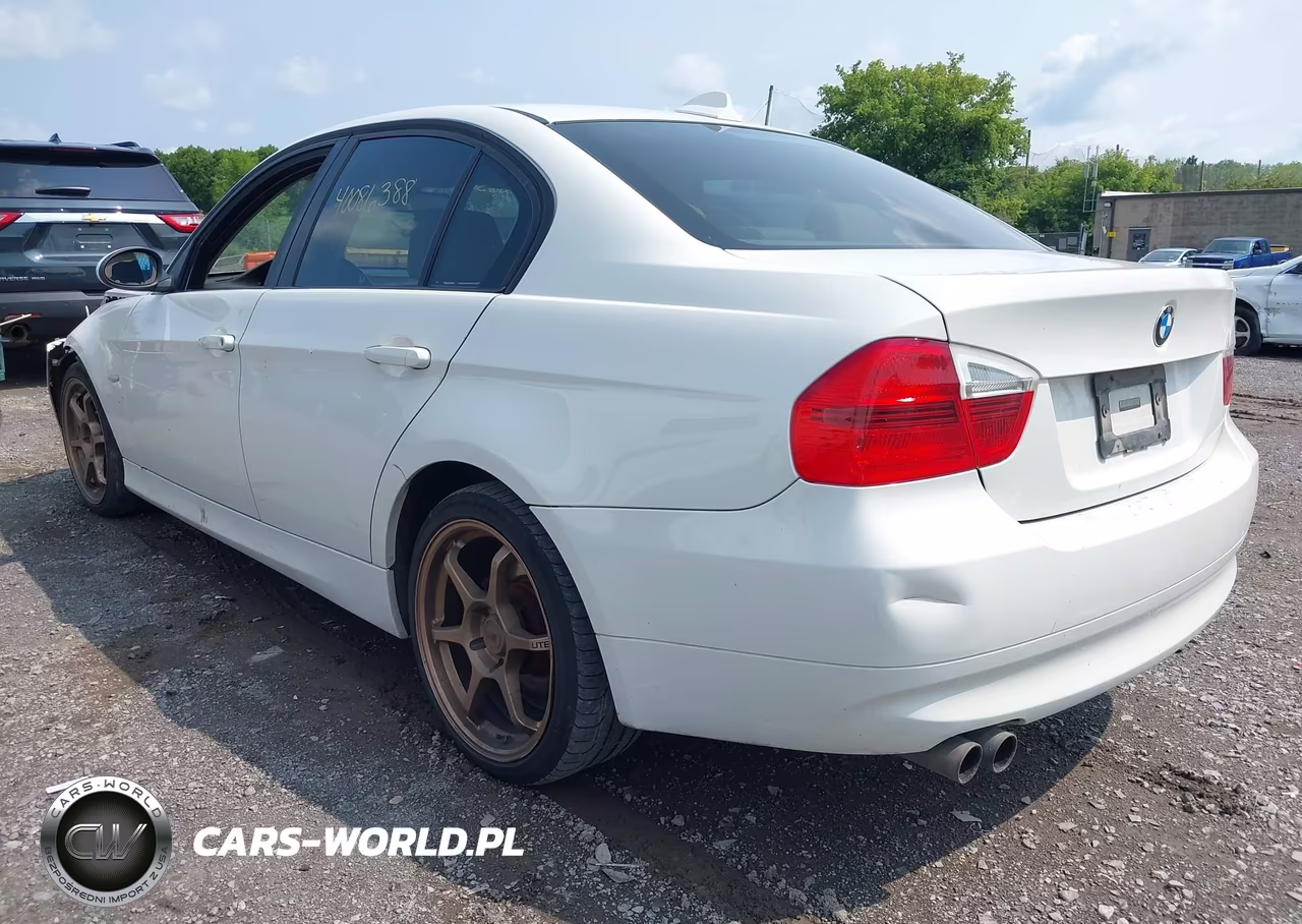 2006 BMW 325Xi VIN:WBAVD13556KV08675 - 3