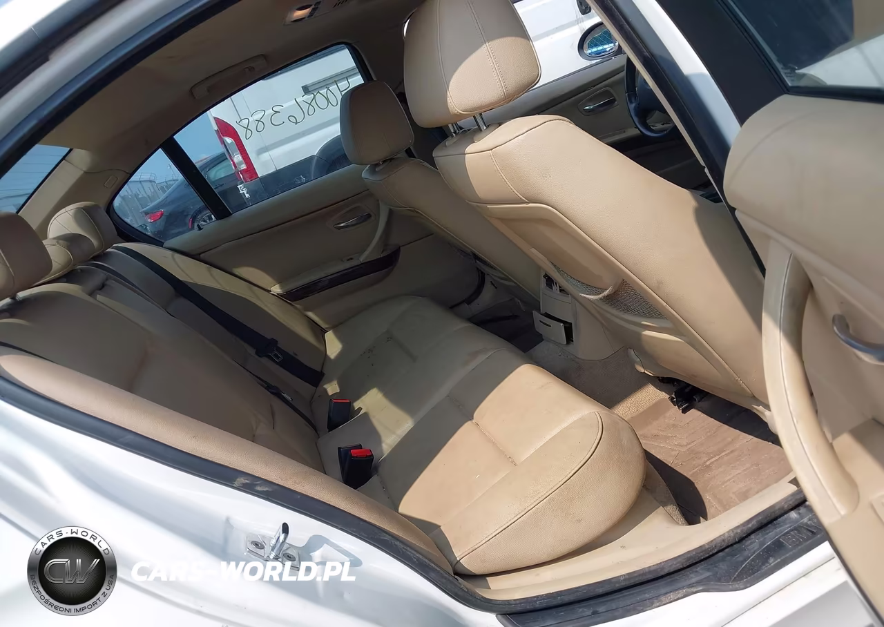 2006 BMW 325Xi VIN:WBAVD13556KV08675 - 8