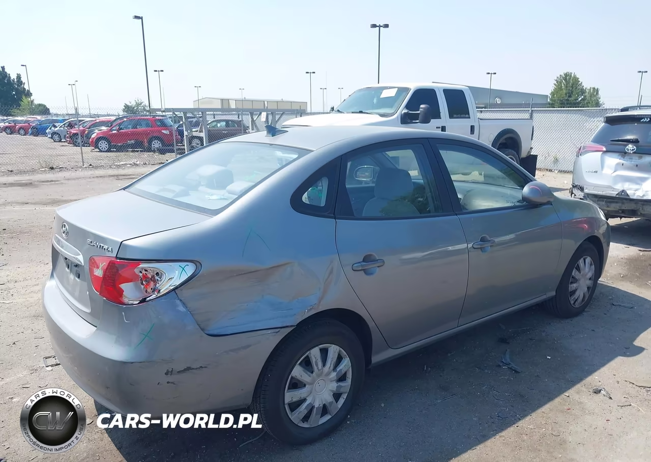 2010 Hyundai Elantra Gls VIN:KMHDU4AD6AU167516 - 4