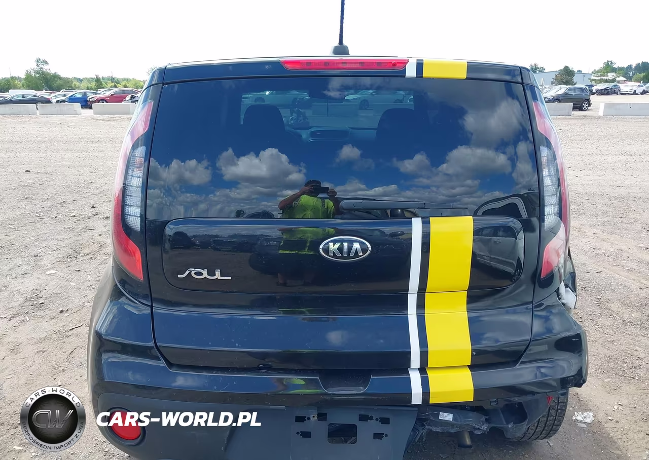 2018 Kia Soul VIN:KNDJN2A26J7903828 - 12