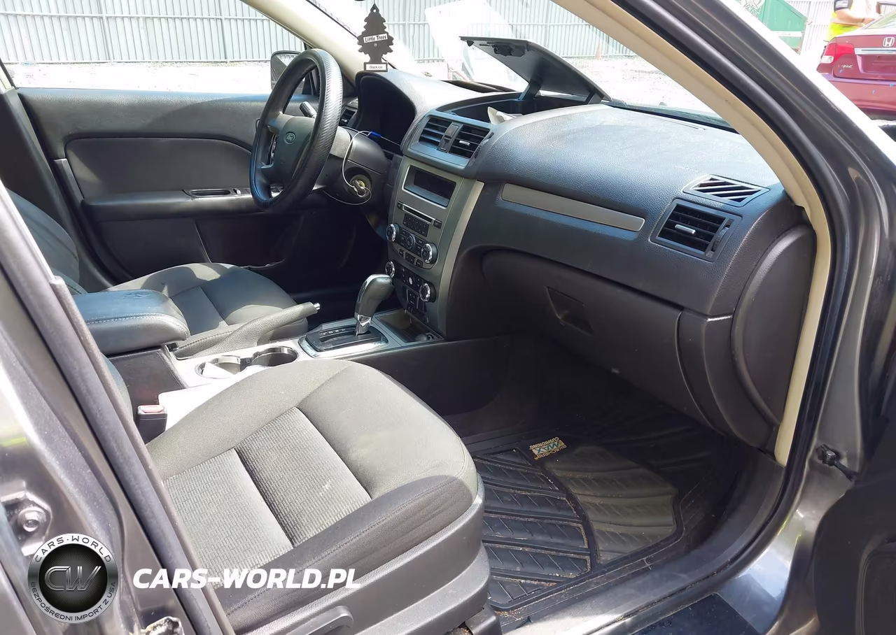 2010 Ford Fusion Se VIN:3FAHP0HA8AR187703 - 5