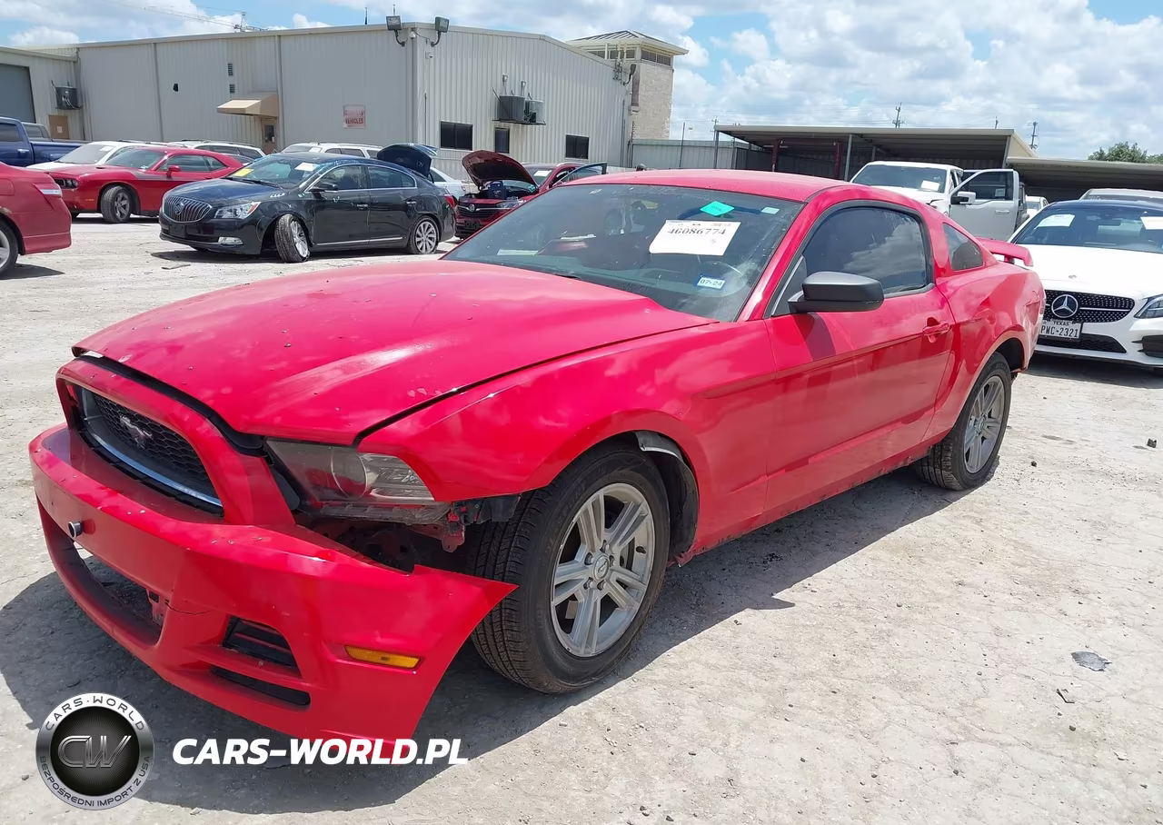 2014 Ford Mustang V6 VIN:1ZVBP8AMXE5326478 - 2