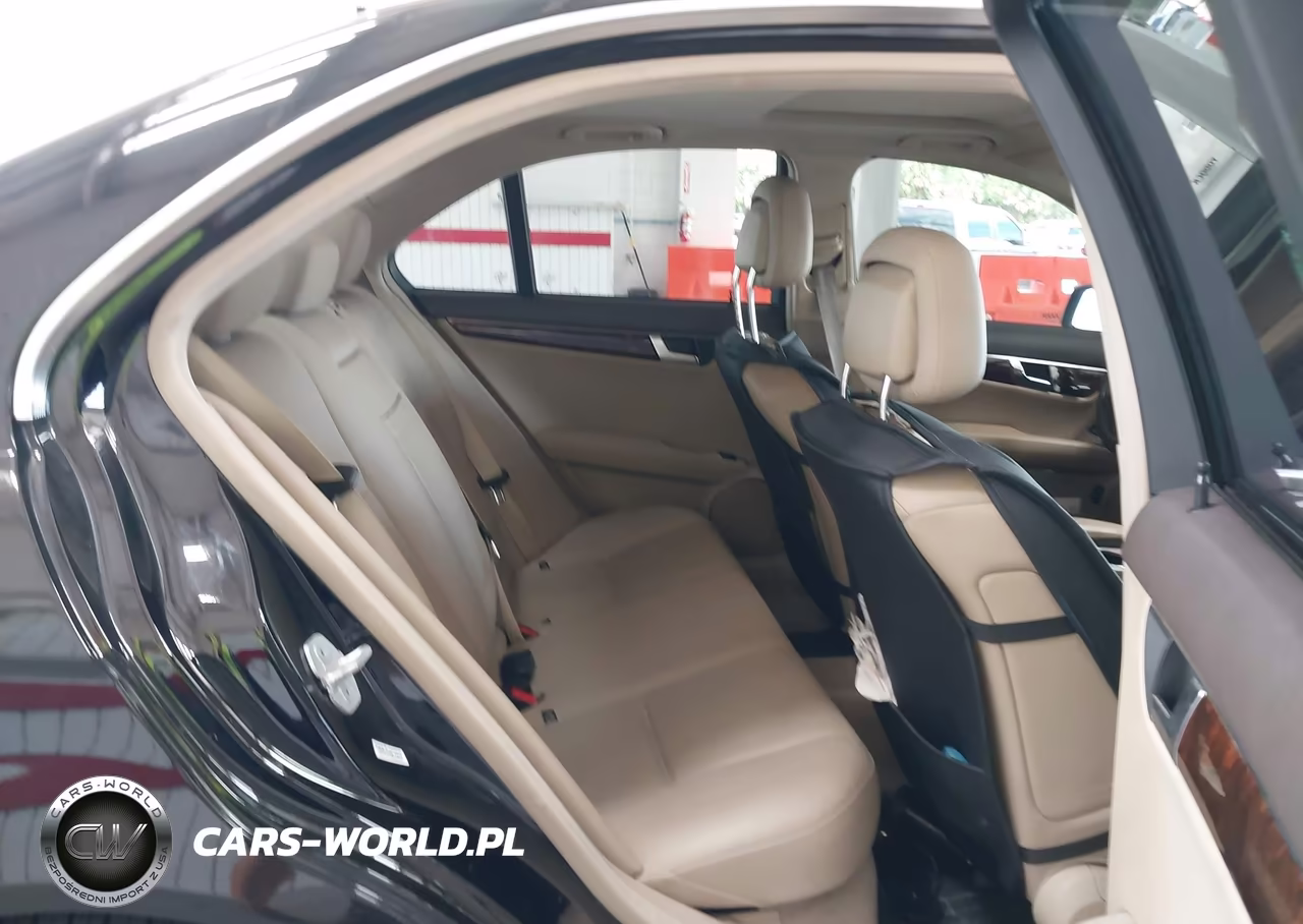 2014 Mercedes-Benz C 250 Luxury-Sport VIN:WDDGF4HB3EA959295 - 8