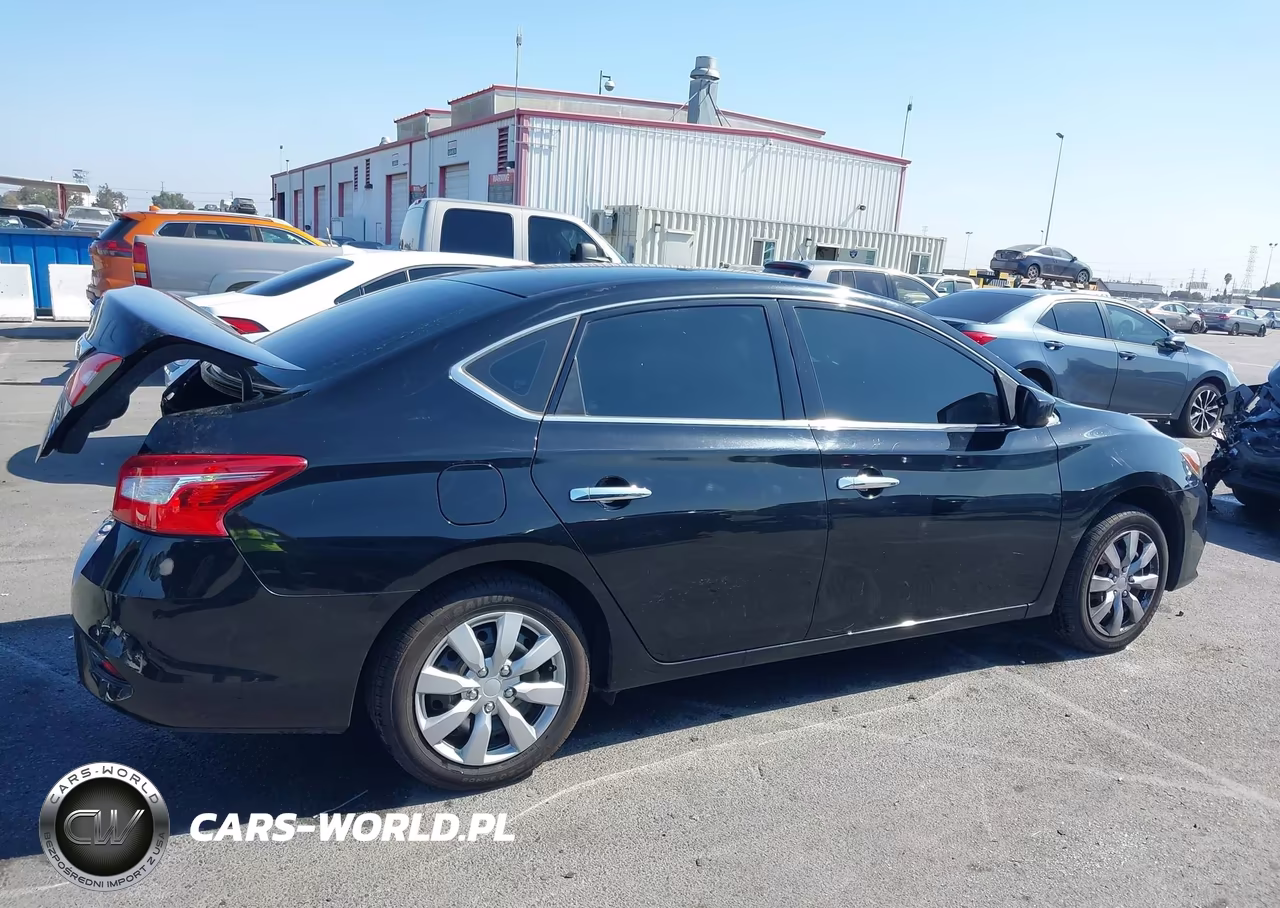 2018 Nissan Sentra S VIN:3N1AB7AP5JY270855 - 13