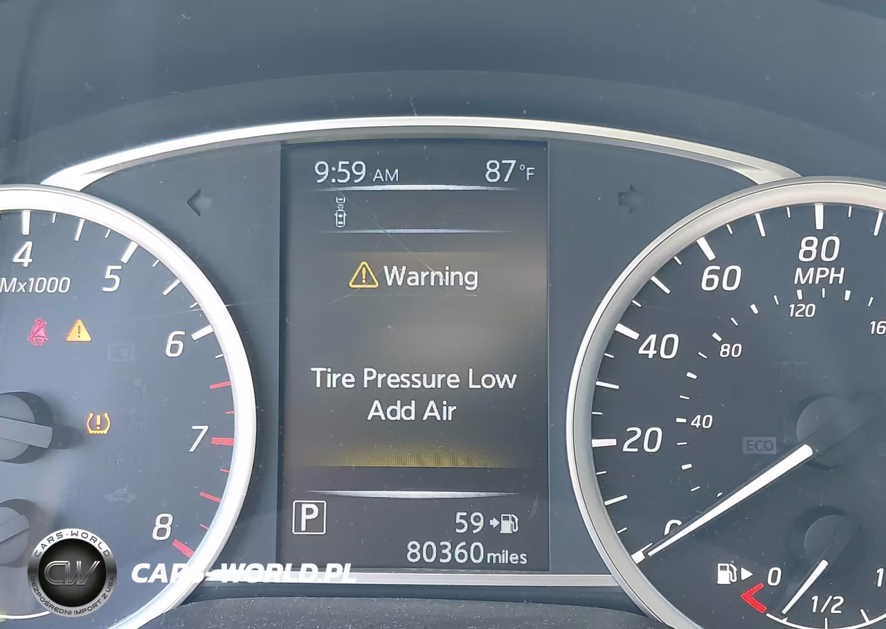 2018 Nissan Sentra S VIN:3N1AB7AP5JY270855 - 15